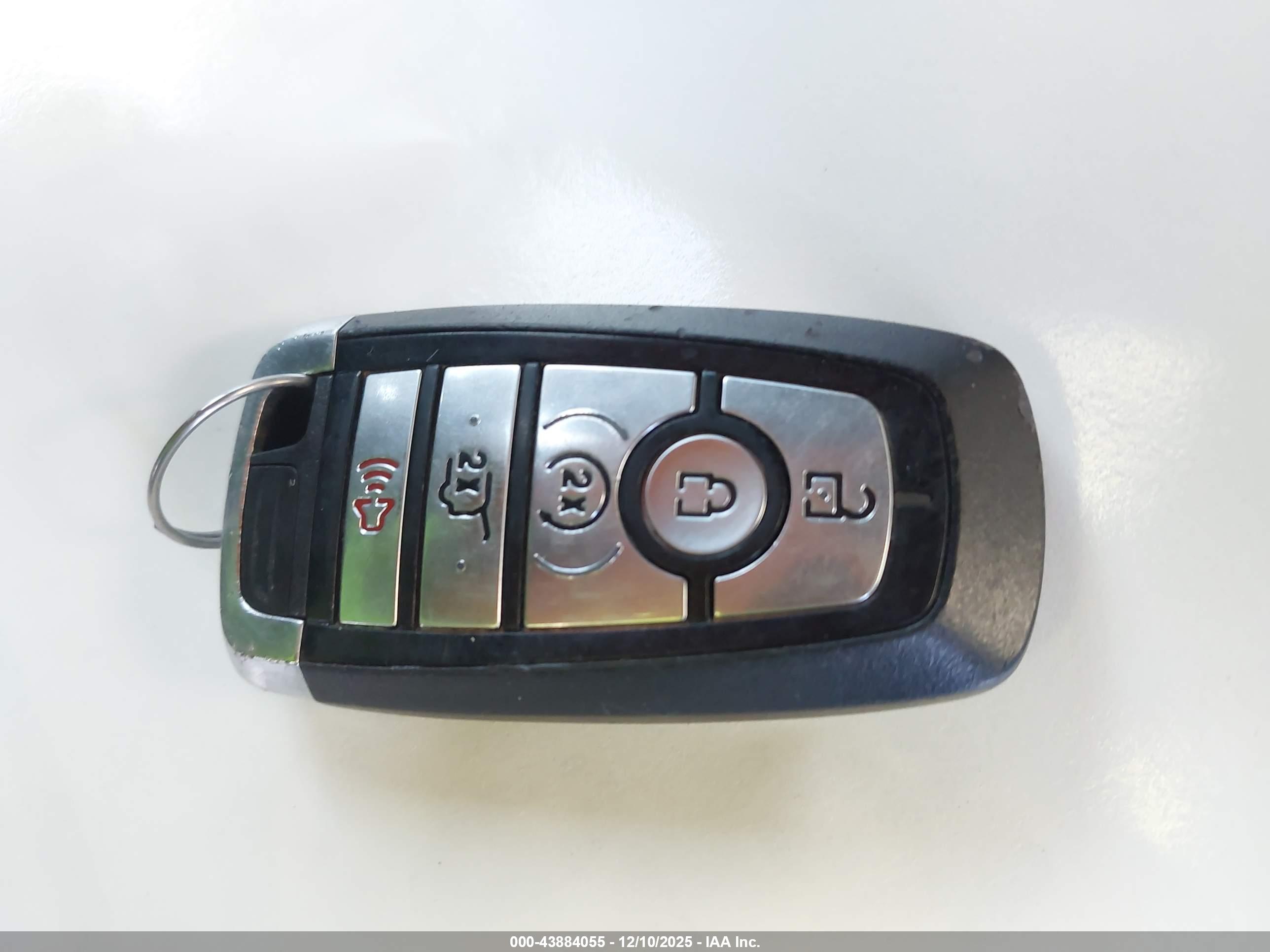 FORD ESCAPE image 11