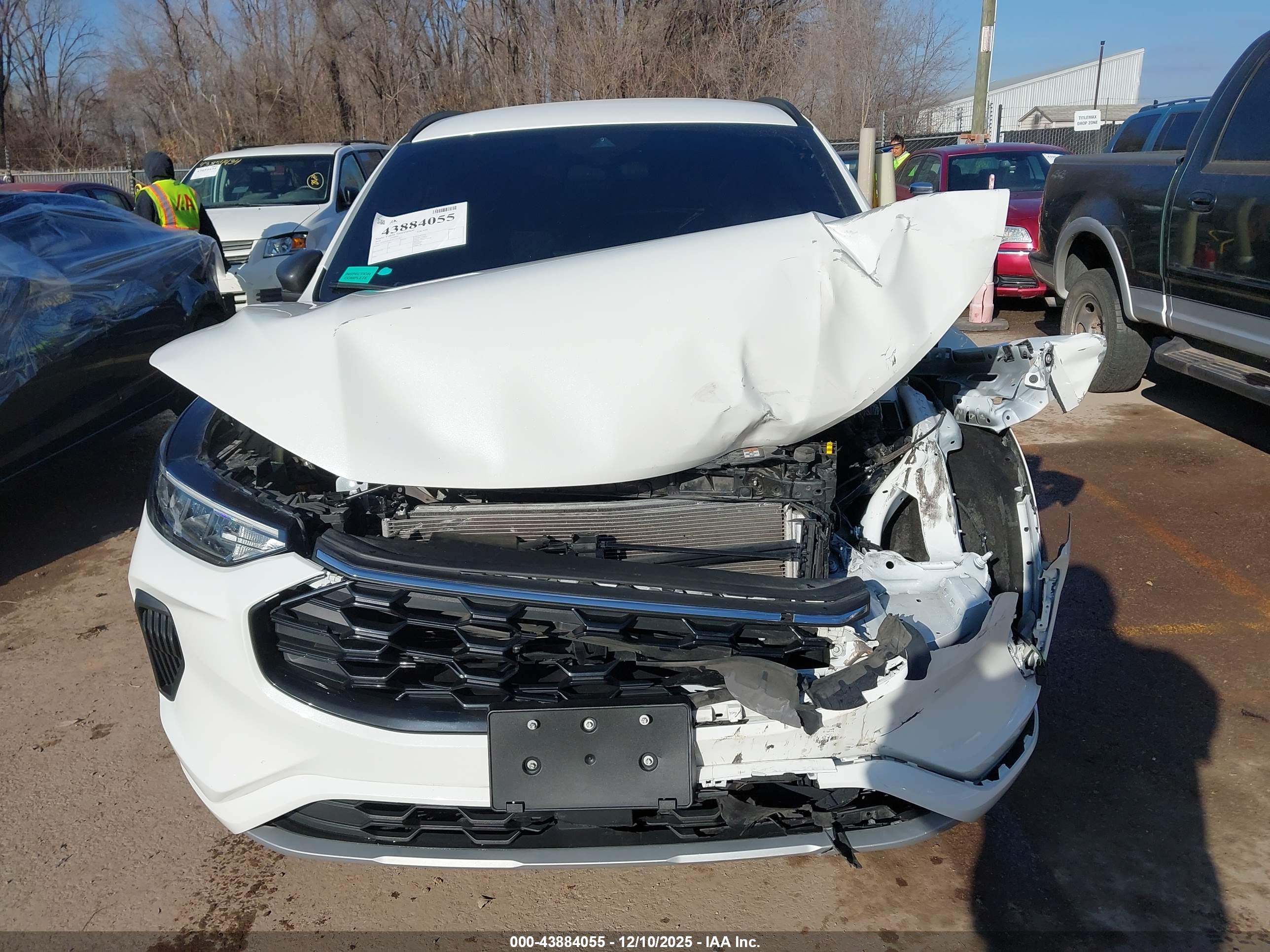 FORD ESCAPE image 6