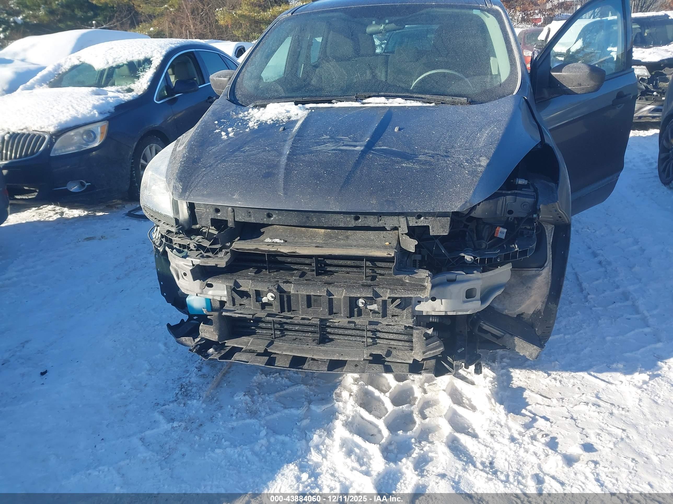 FORD ESCAPE image 6
