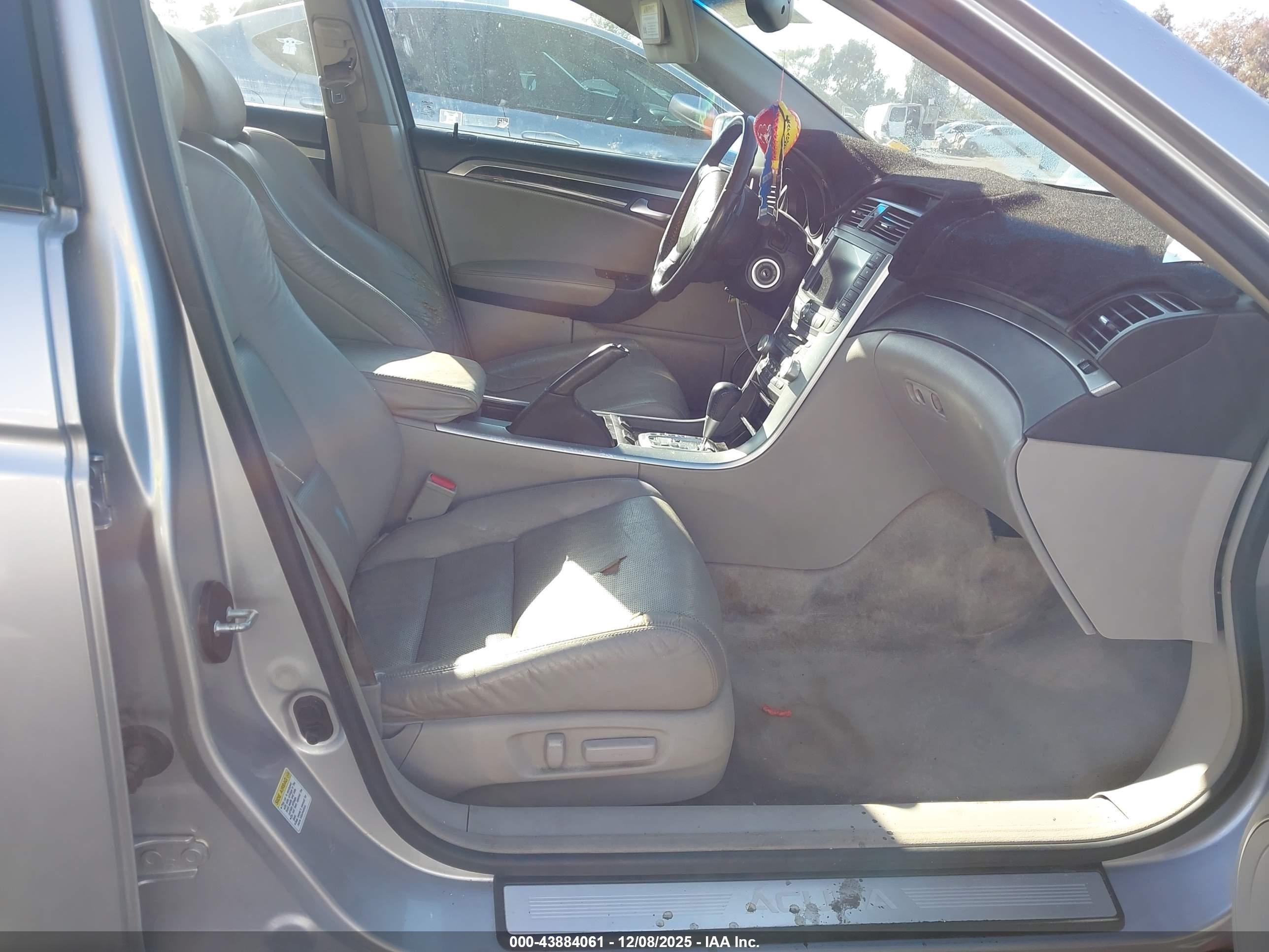 ACURA TL image 5