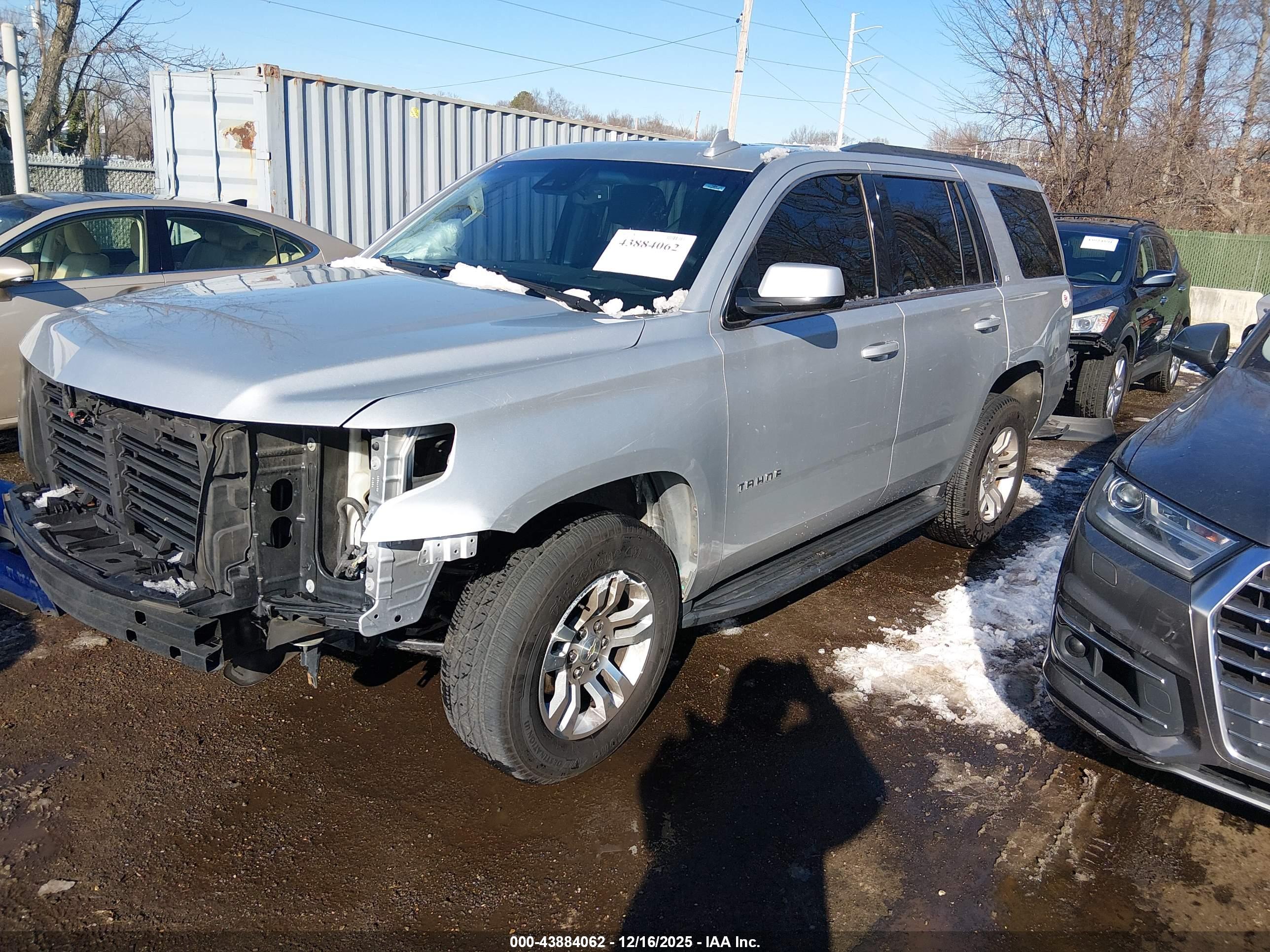 CHEVROLET TAHOE image 2
