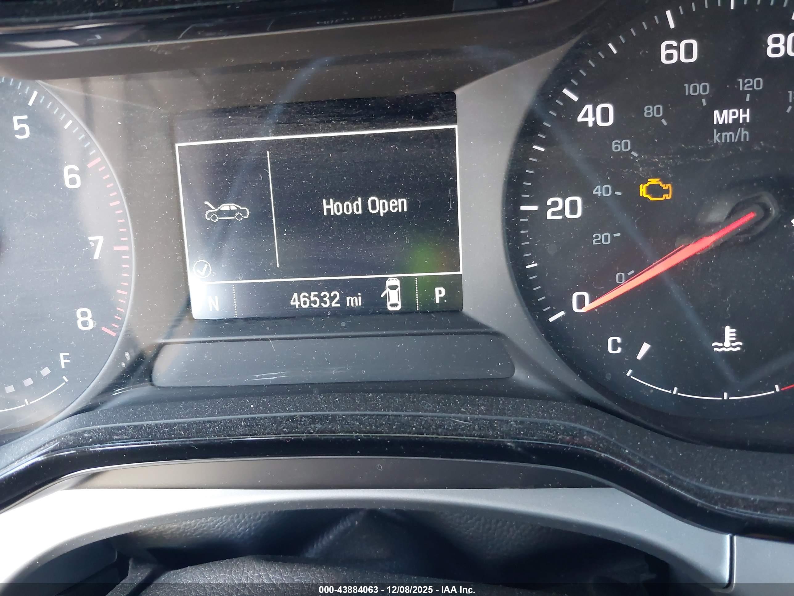 CHEVROLET TRAX image 7