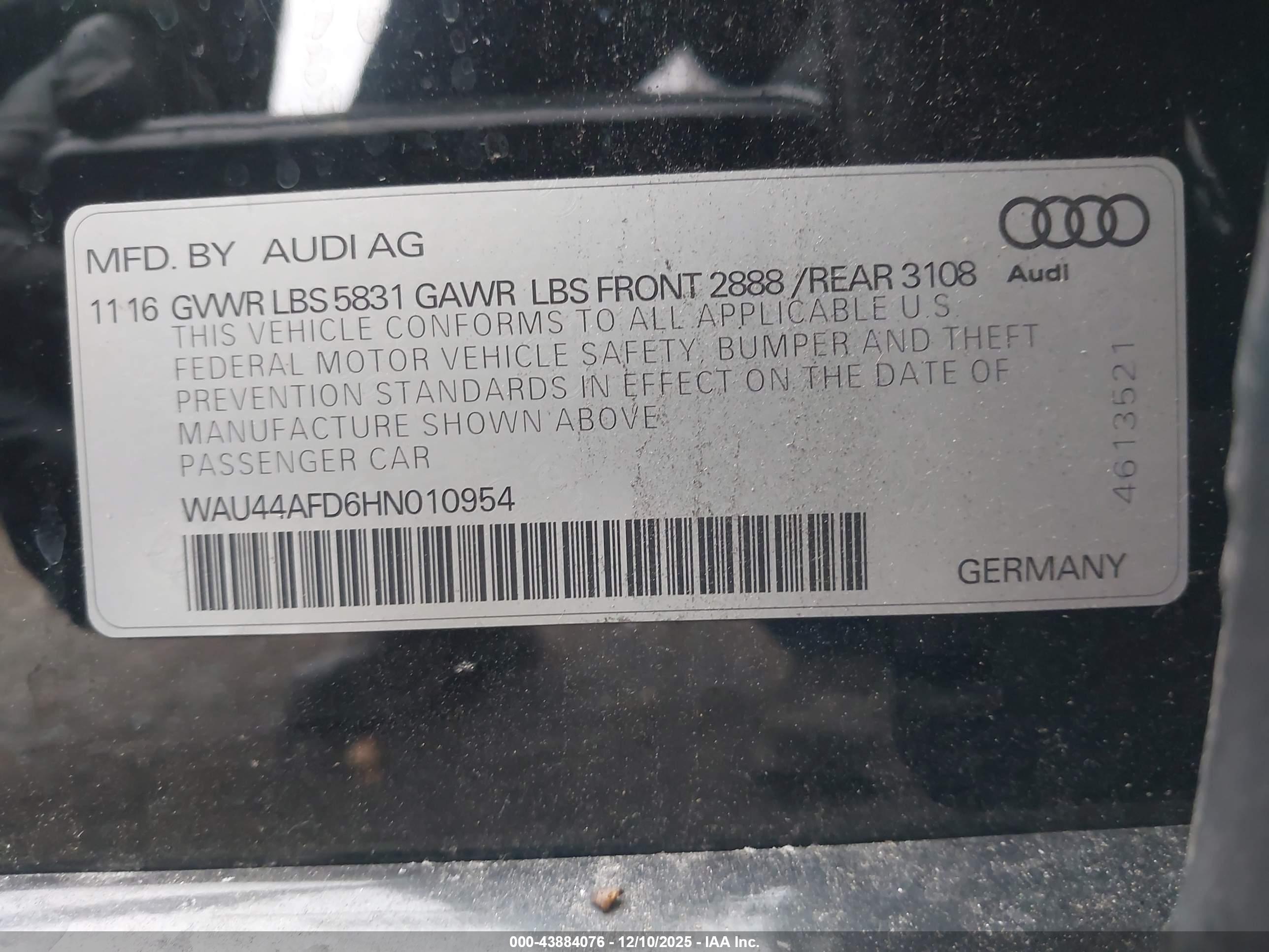 AUDI A8 image 9