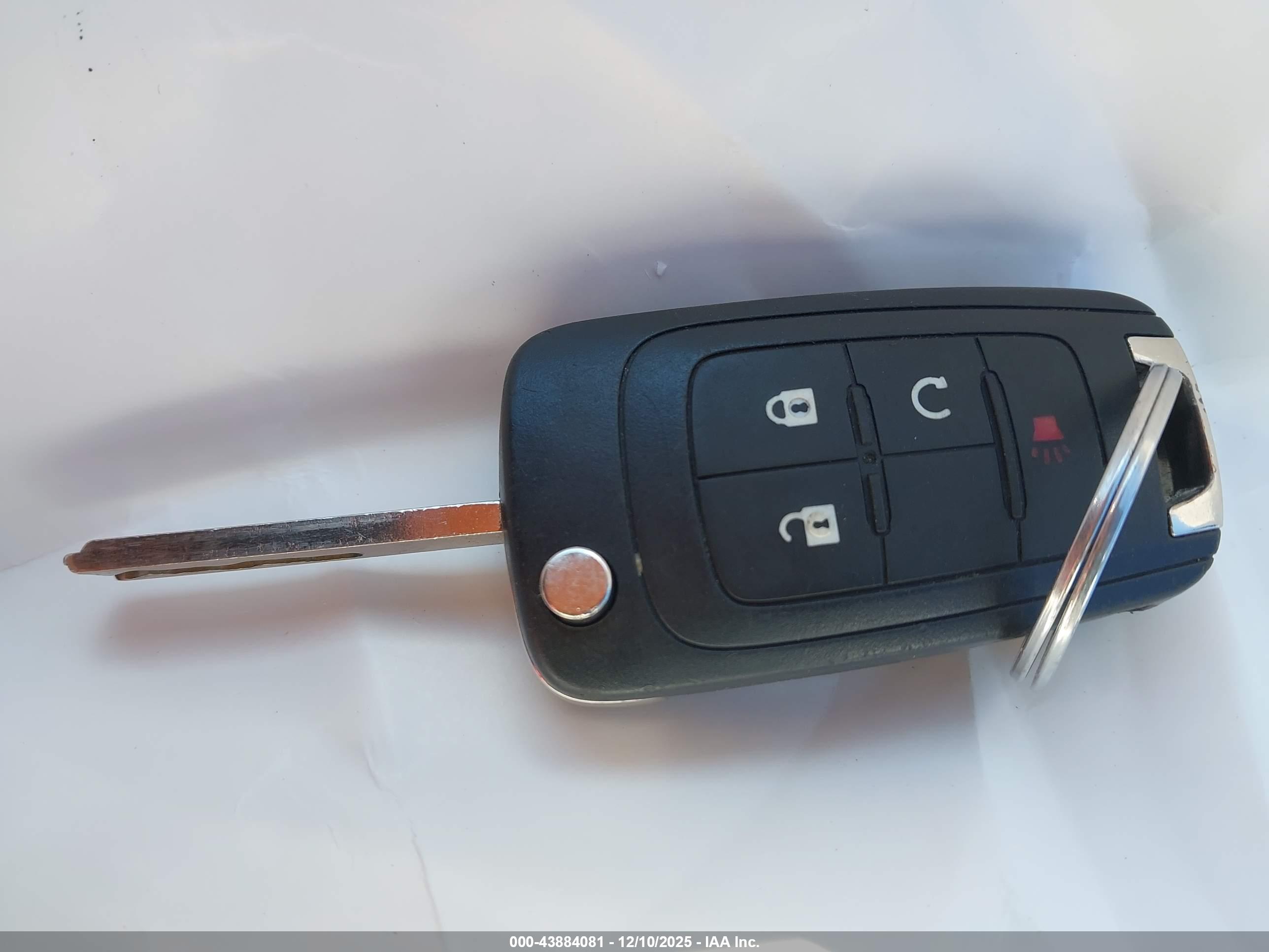 CHEVROLET EQUINOX image 11