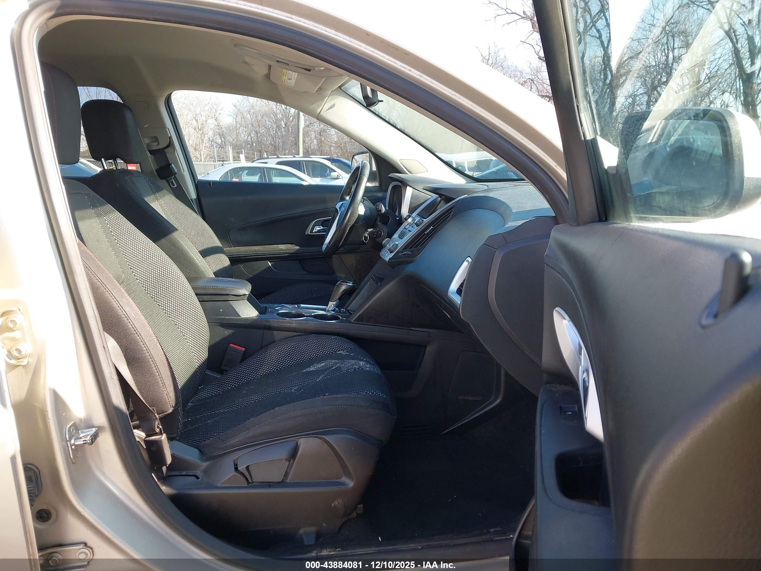 CHEVROLET EQUINOX image 5
