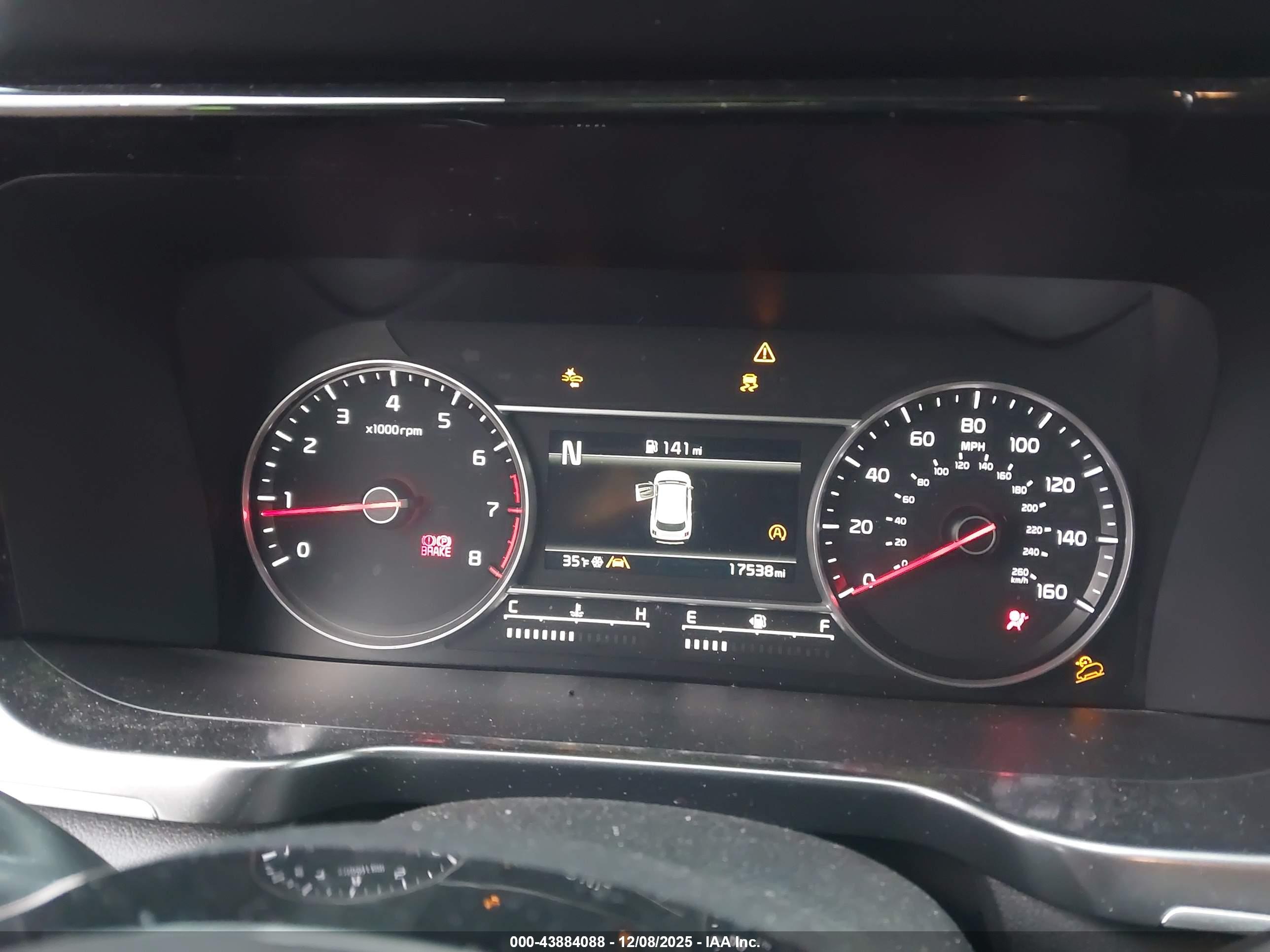 KIA SORENTO image 7