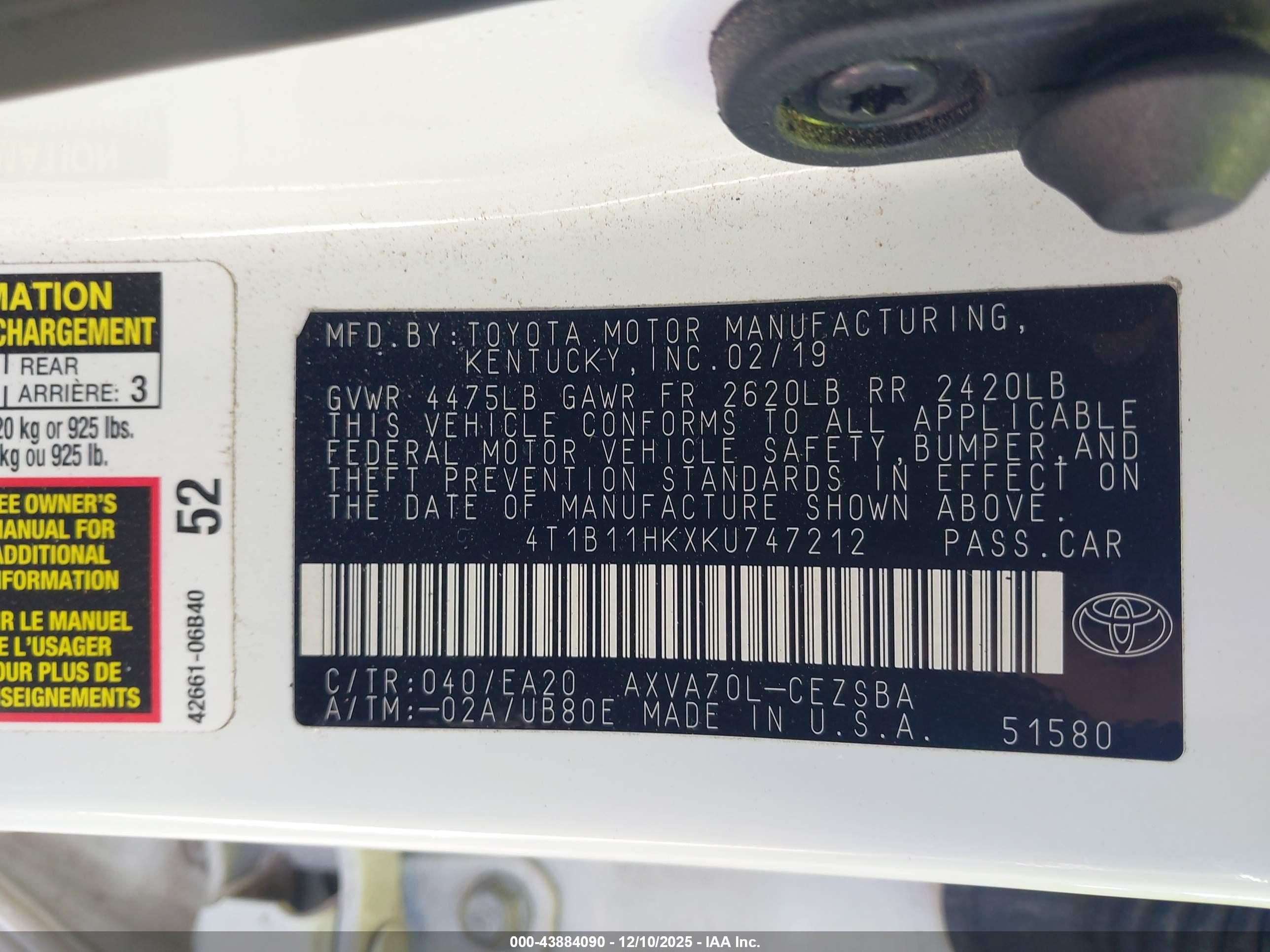 TOYOTA CAMRY image 9
