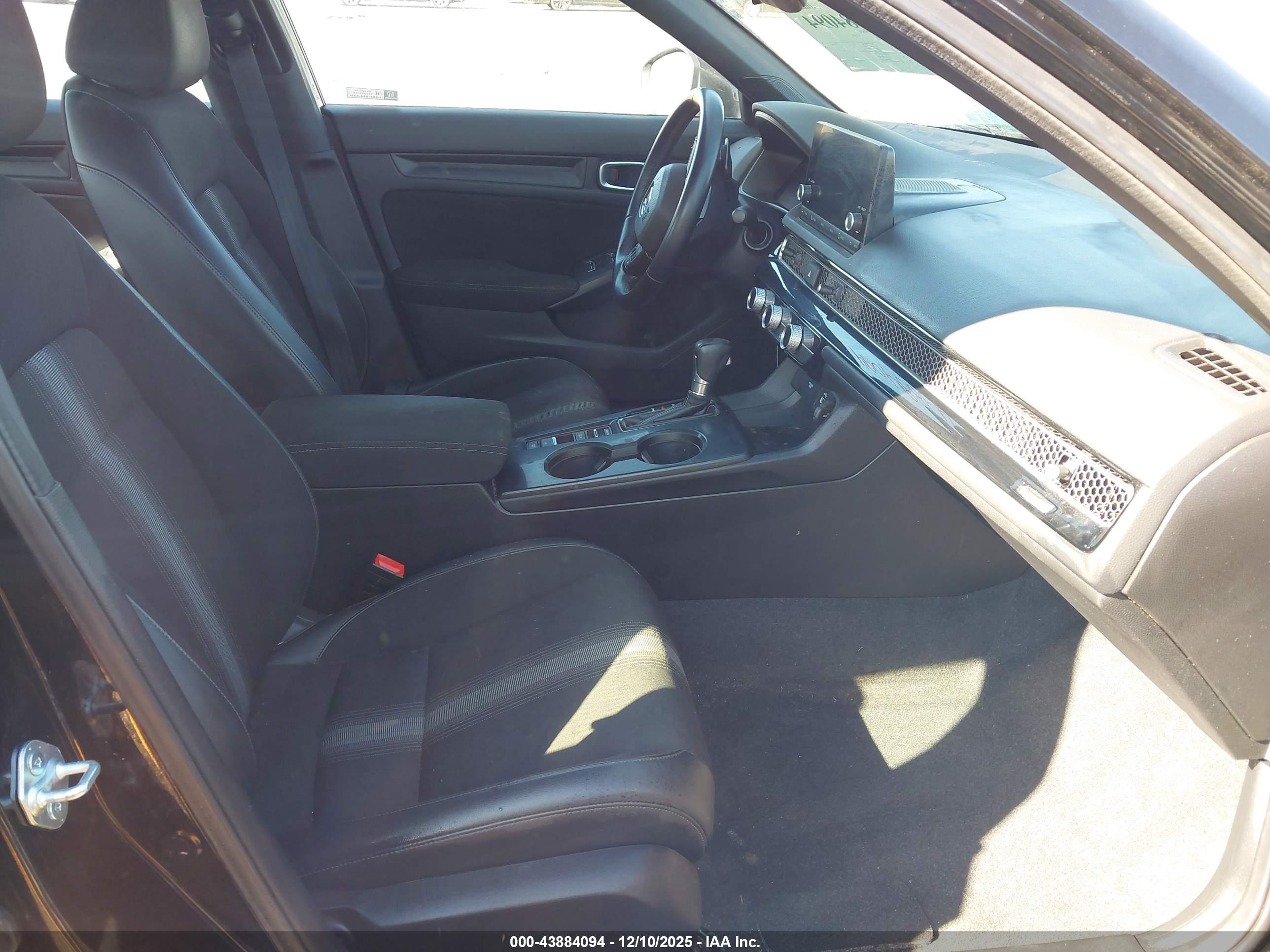 HONDA CIVIC image 5