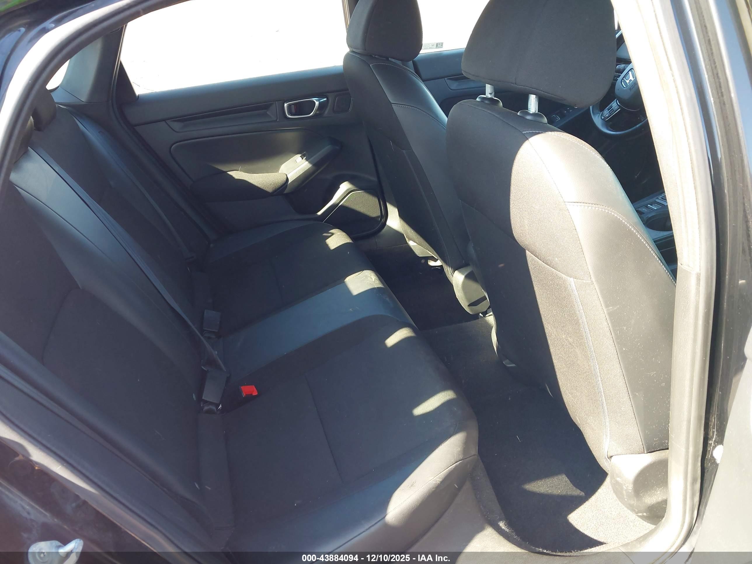 HONDA CIVIC image 8