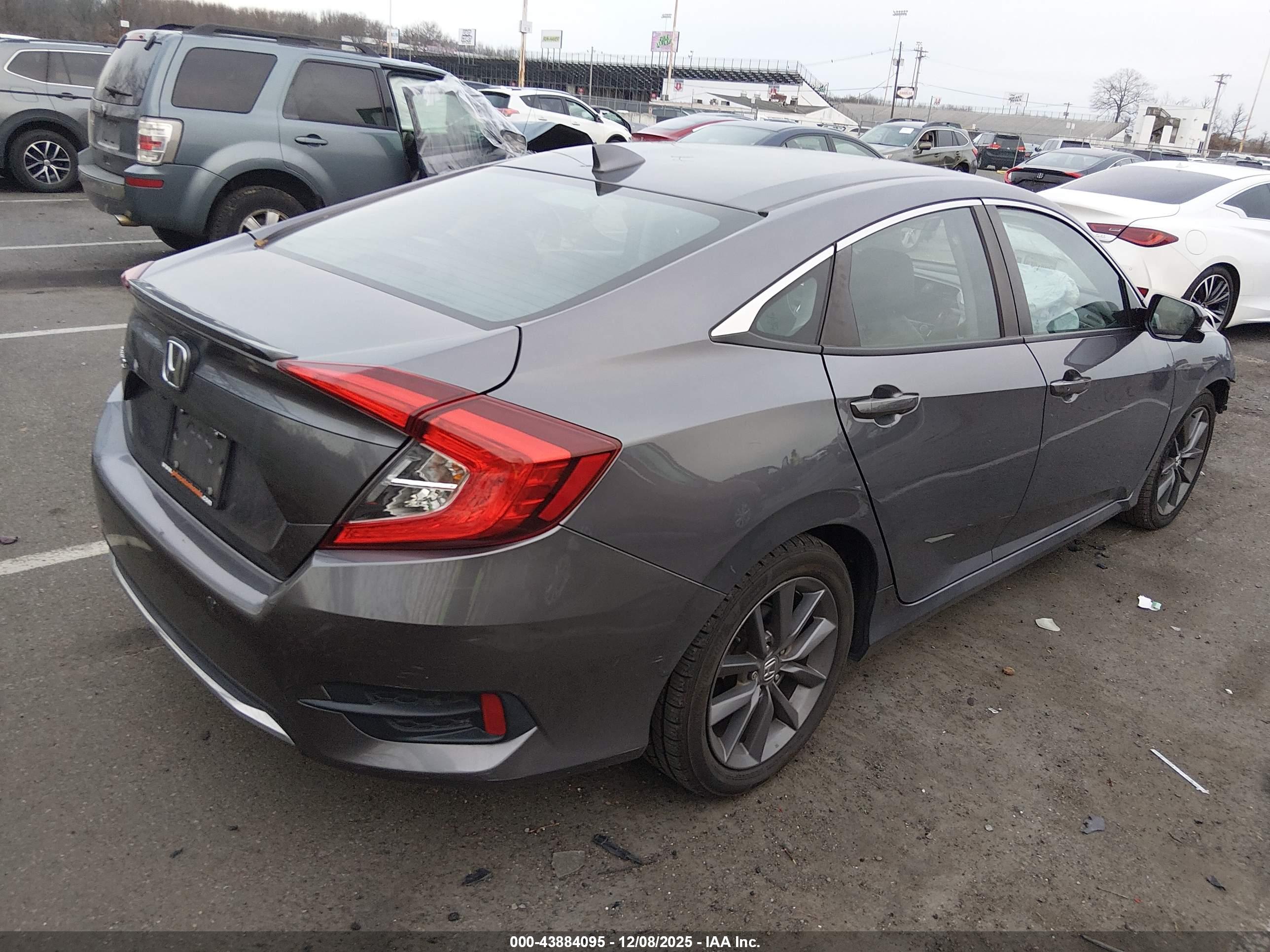 HONDA CIVIC image 4
