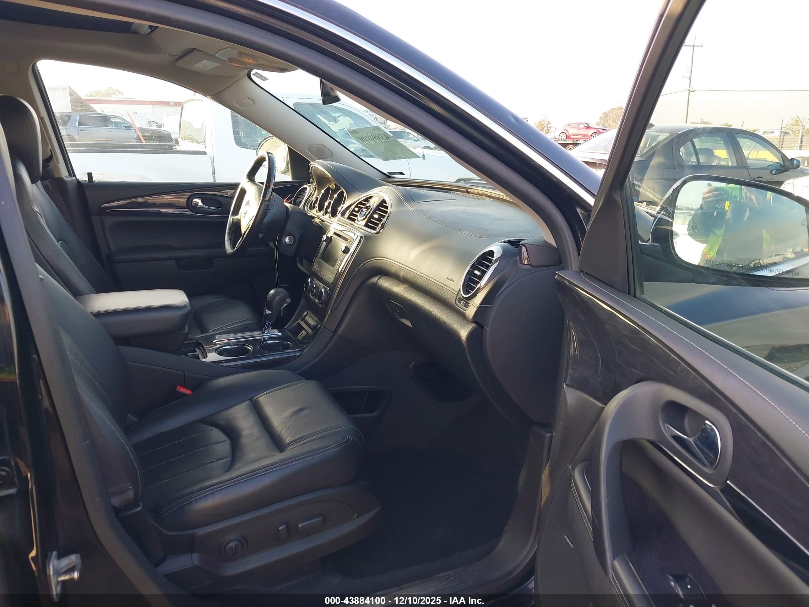 BUICK ENCLAVE image 5