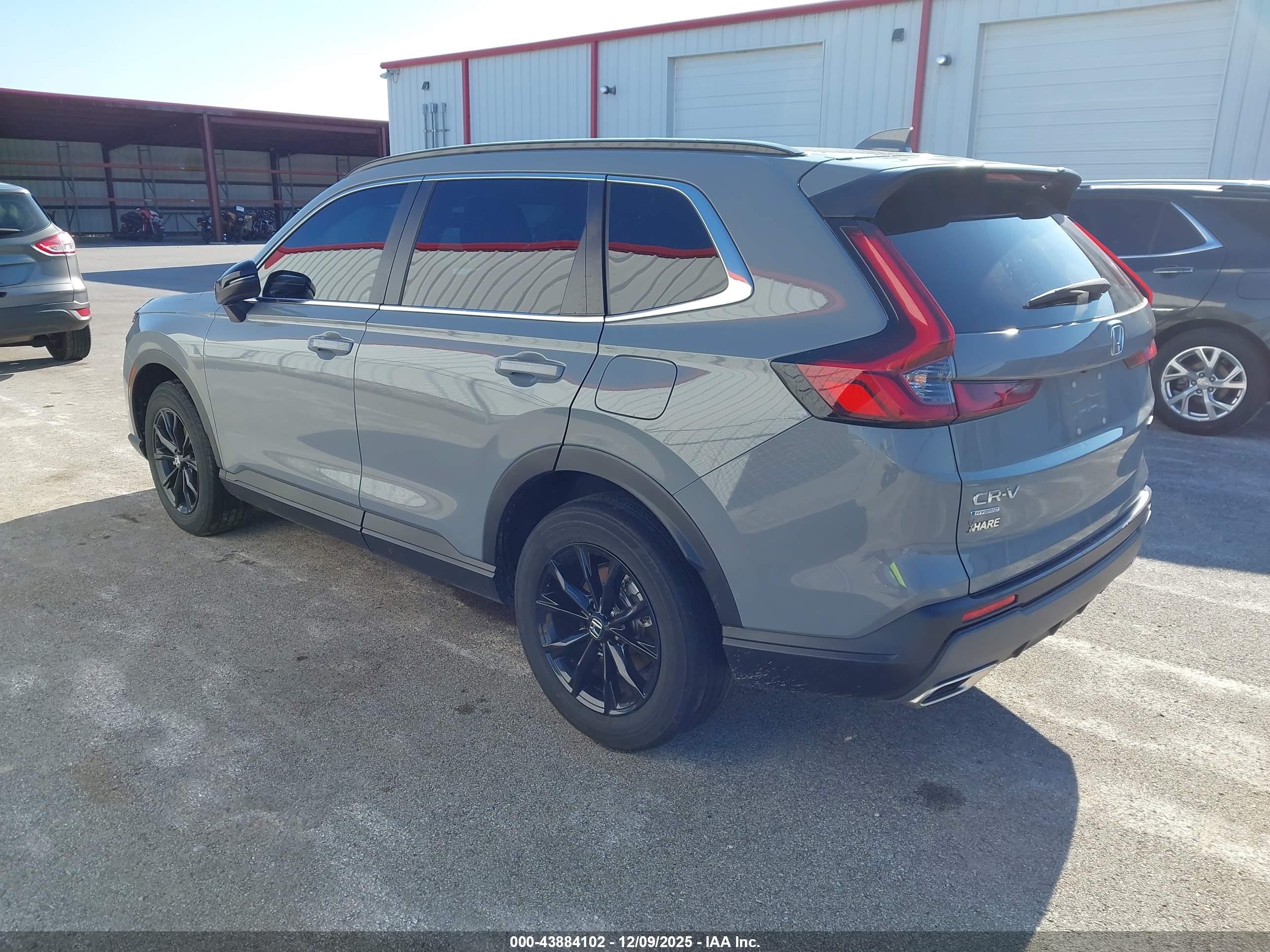 HONDA CR-V image 3
