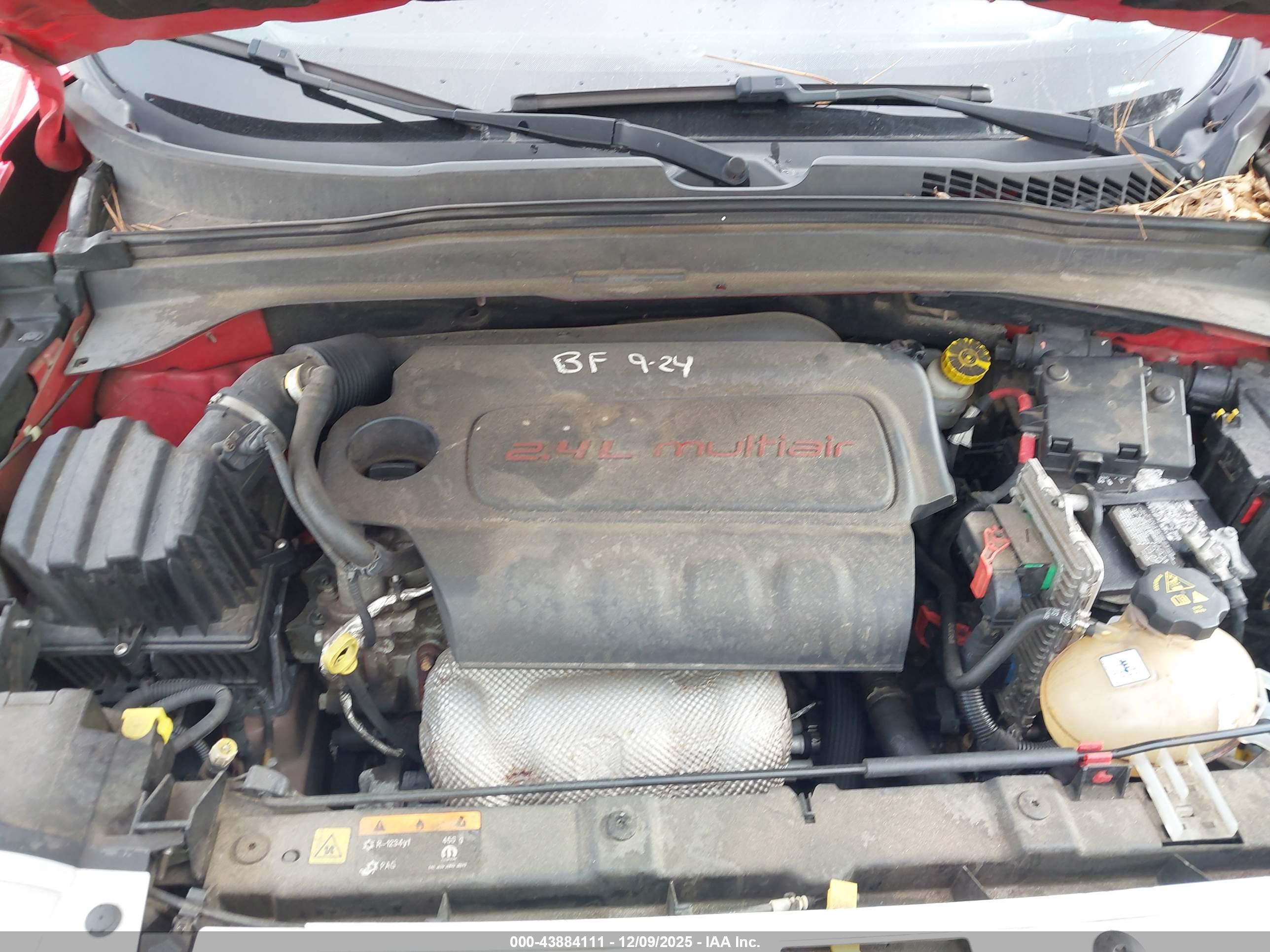 JEEP RENEGADE image 10