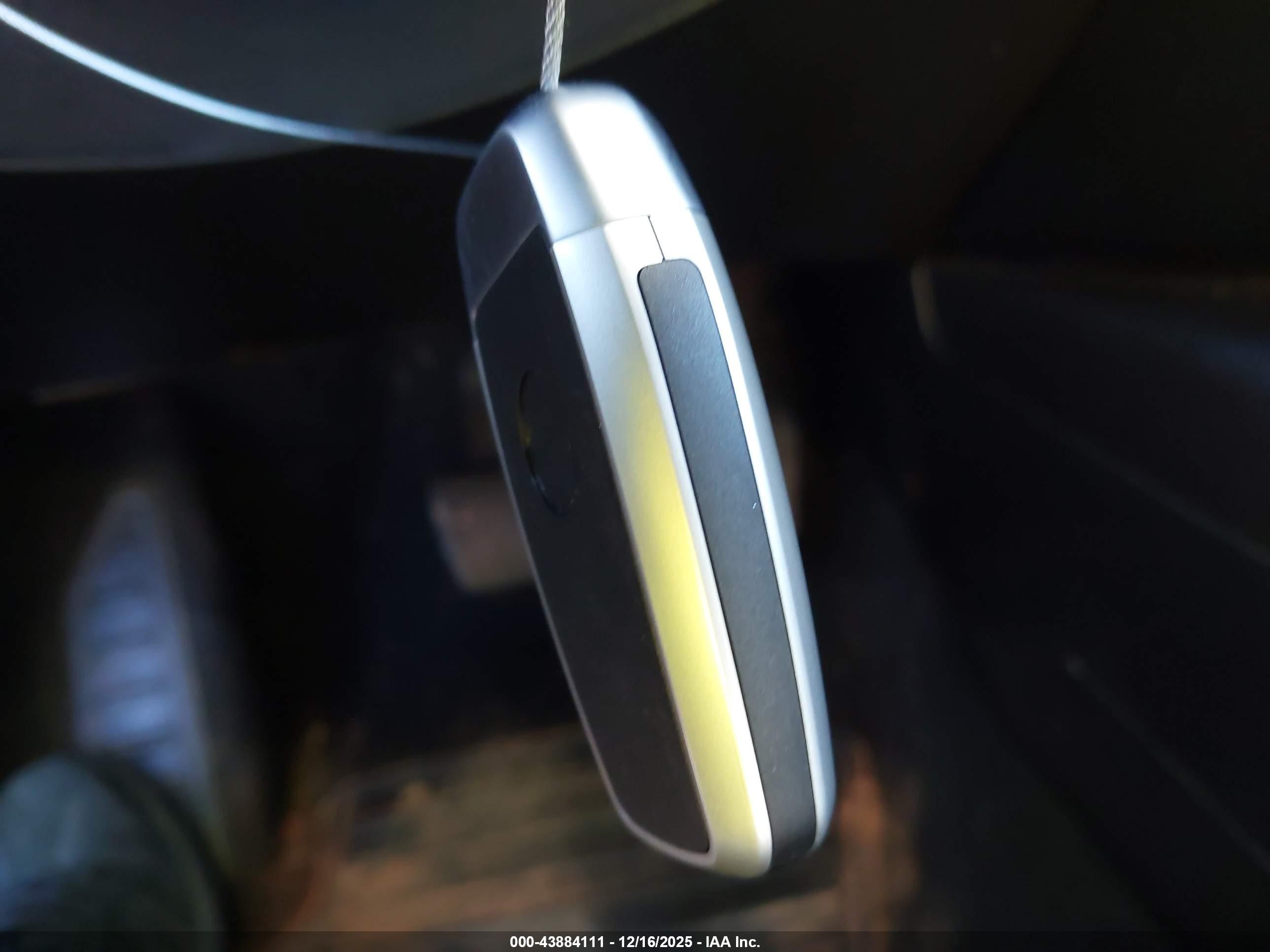JEEP RENEGADE image 11