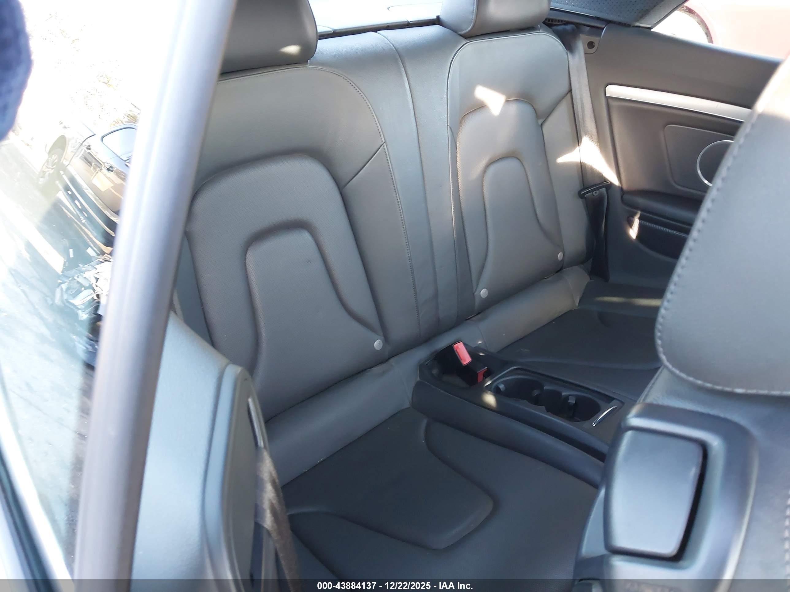 AUDI S5 image 8