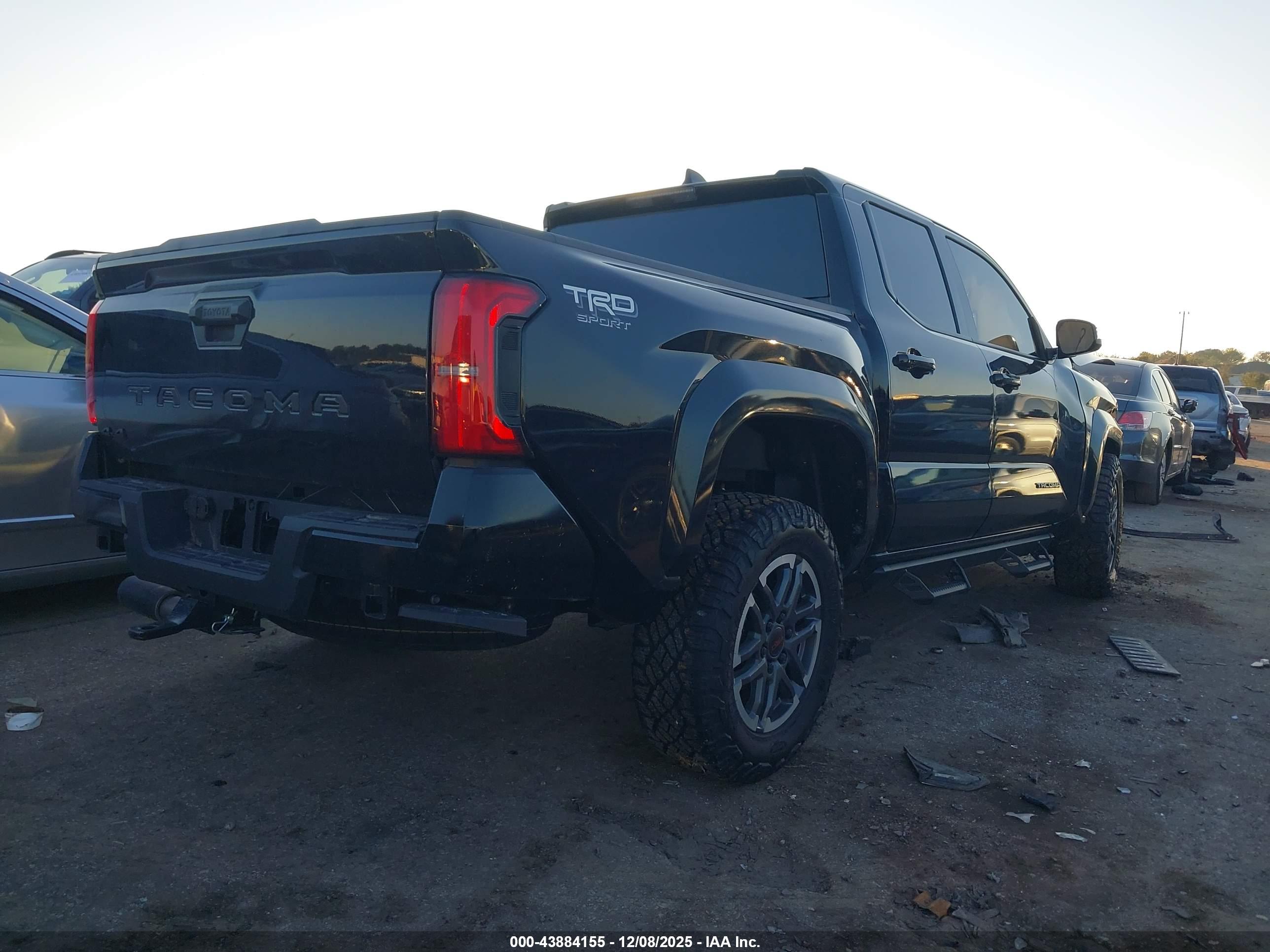 TOYOTA TACOMA image 4