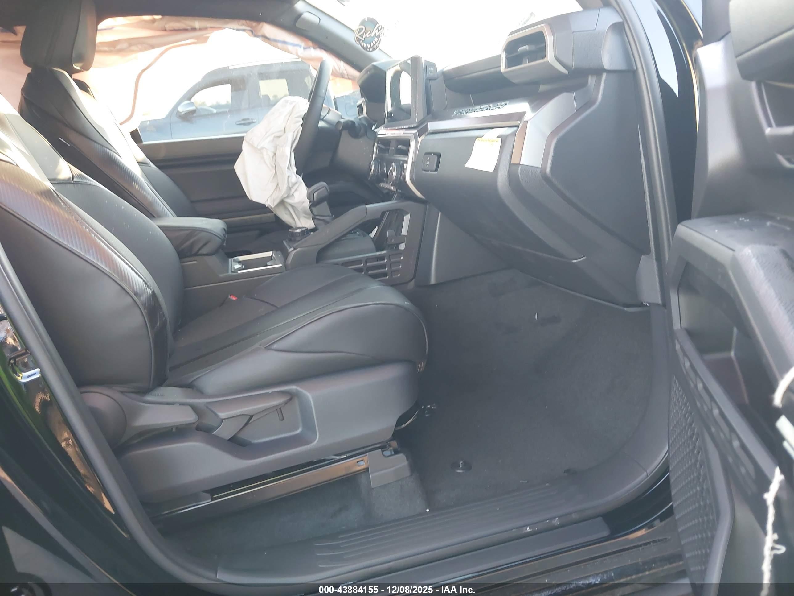 TOYOTA TACOMA image 5
