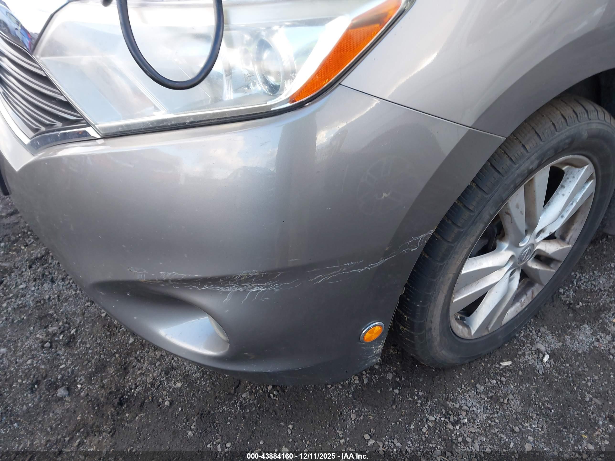 NISSAN QUEST image 6