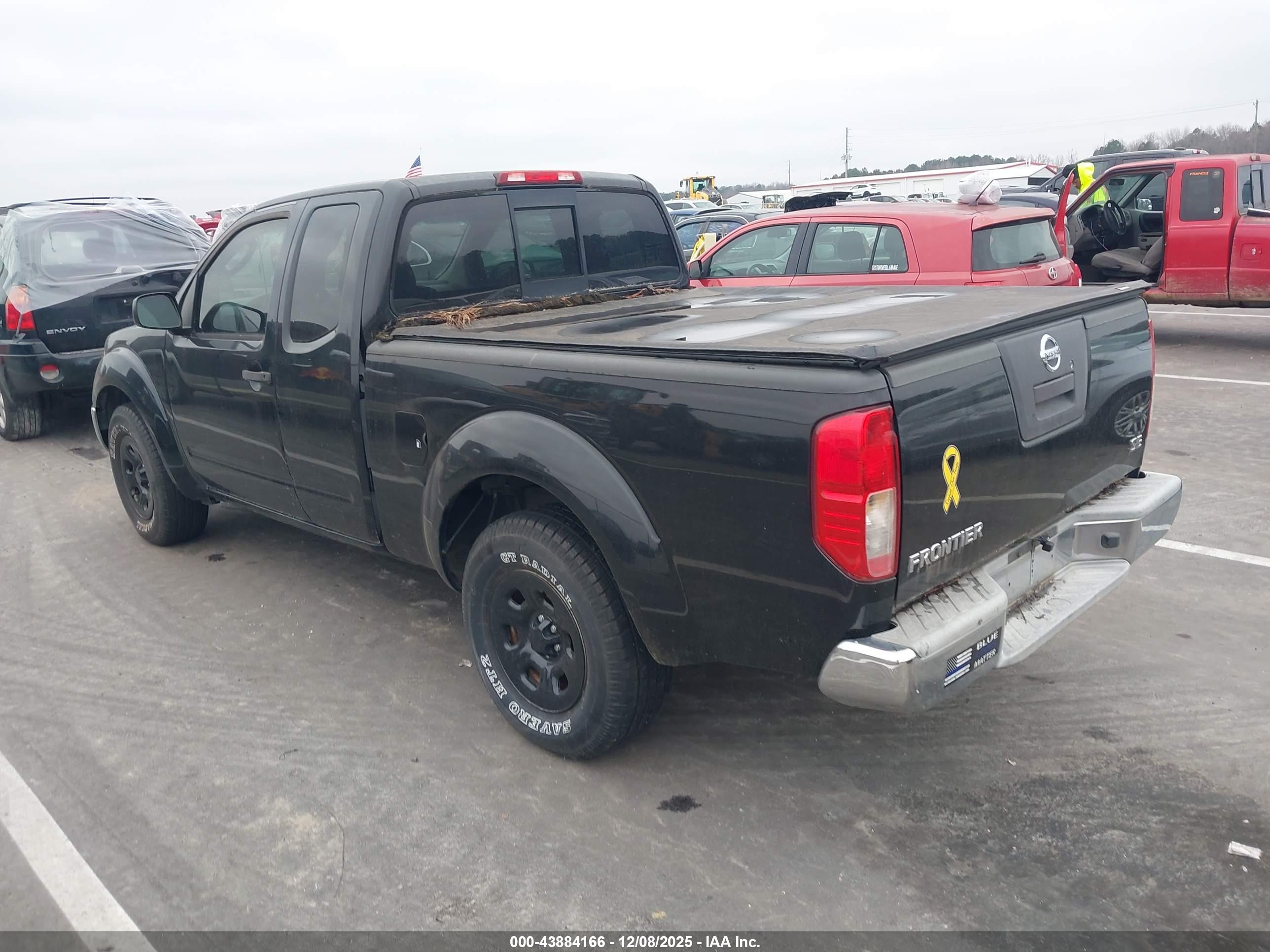 NISSAN FRONTIER image 3