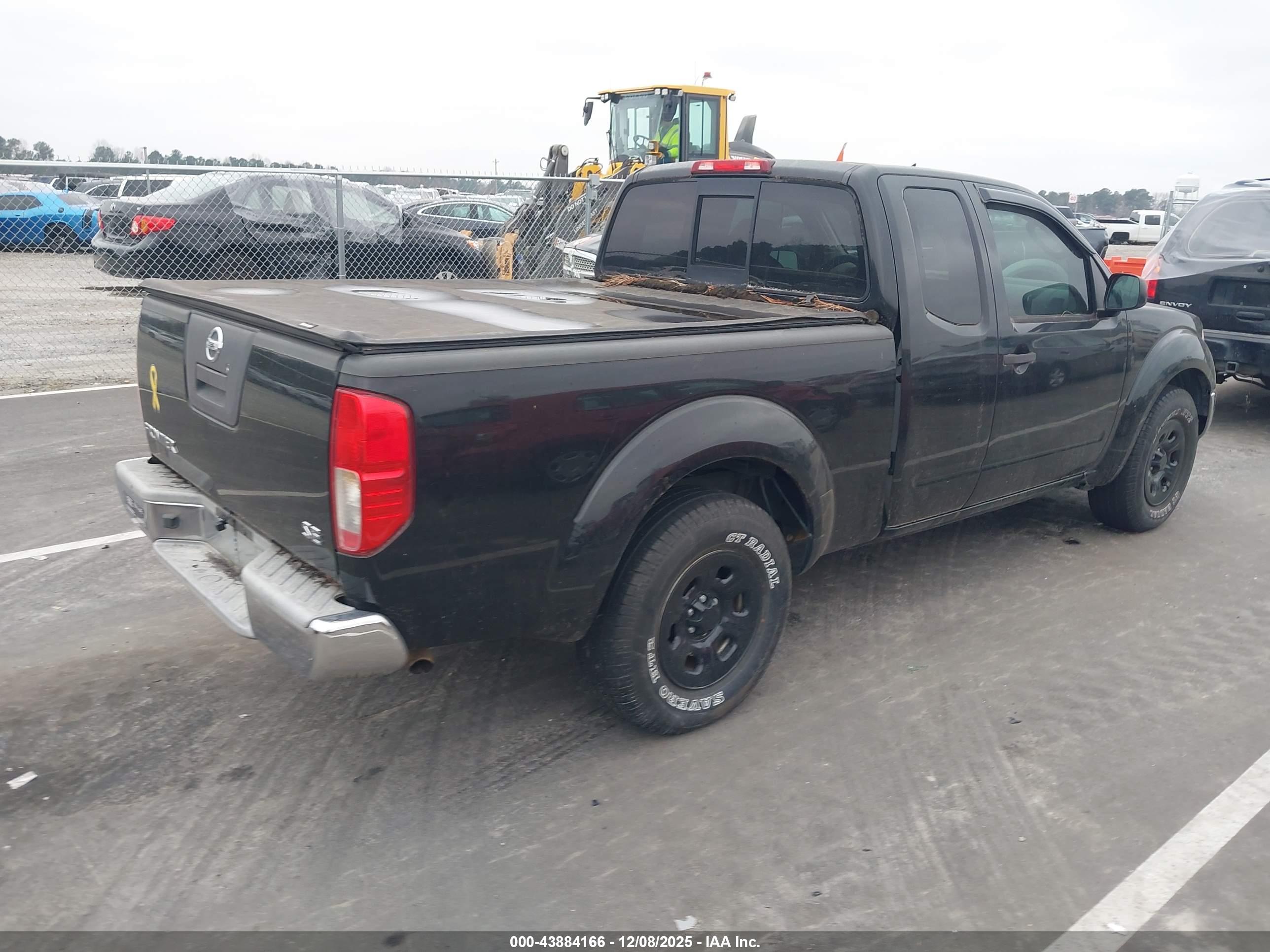 NISSAN FRONTIER image 4
