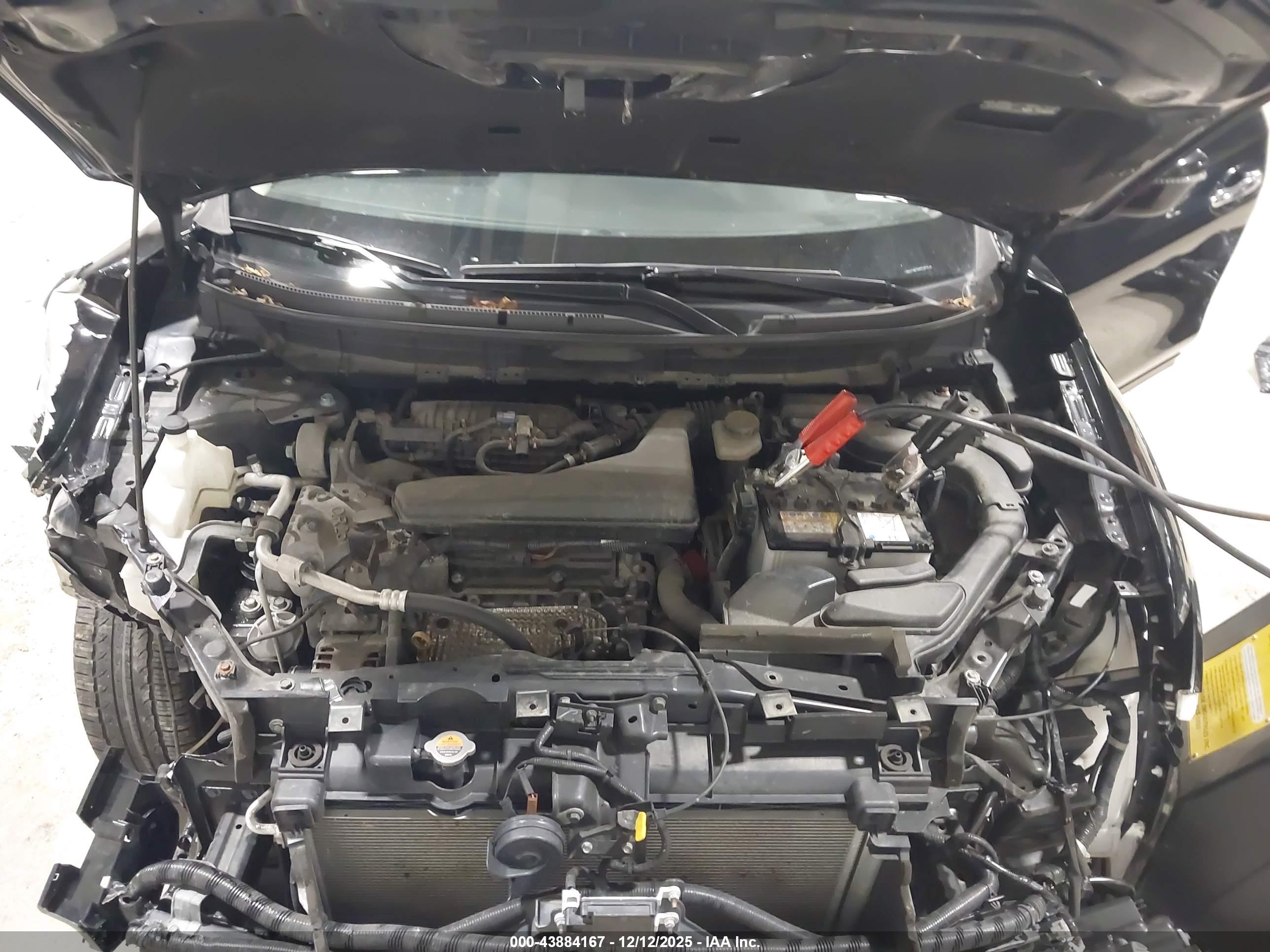 NISSAN ROGUE image 10