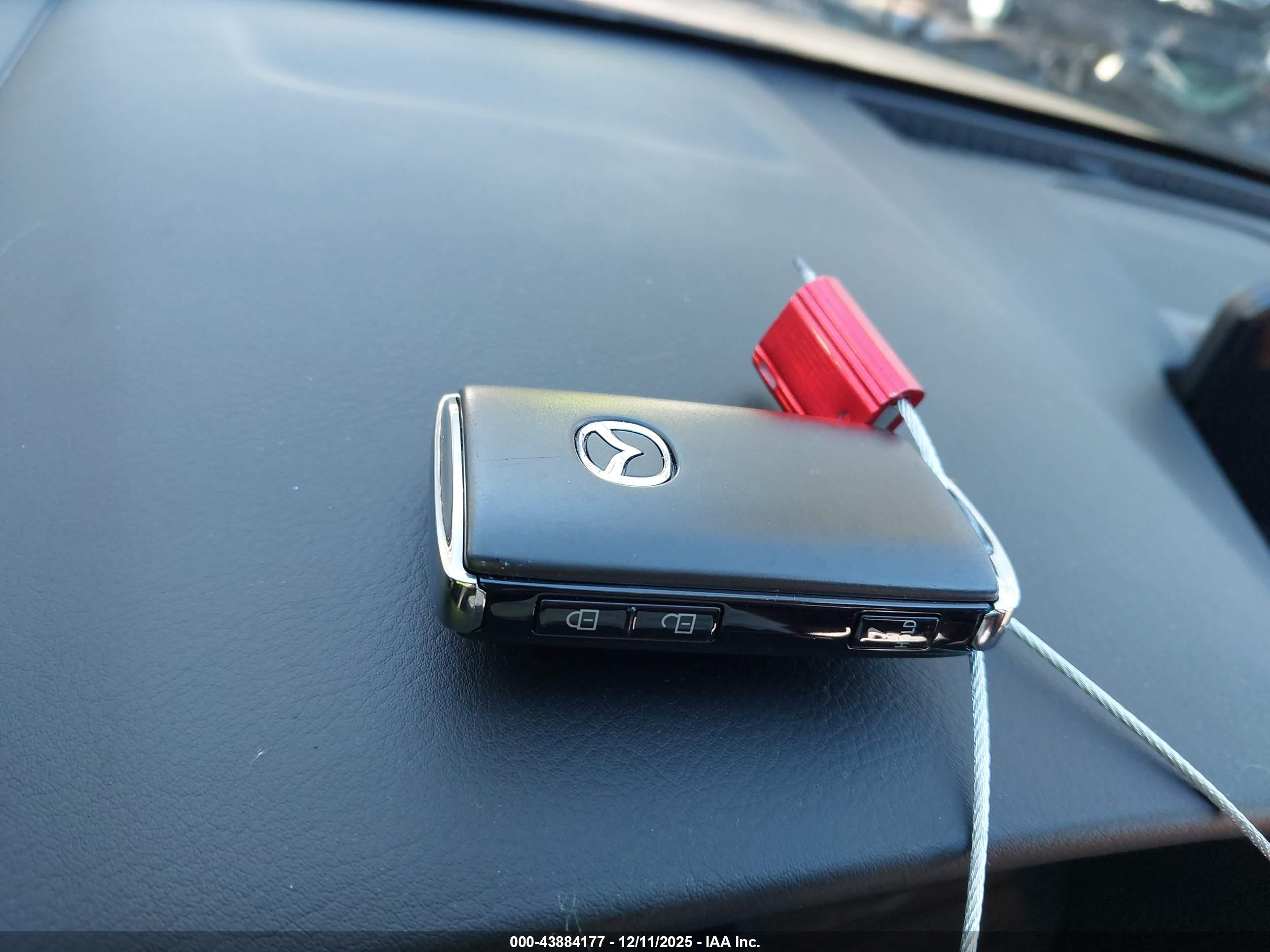 MAZDA CX-30 image 11