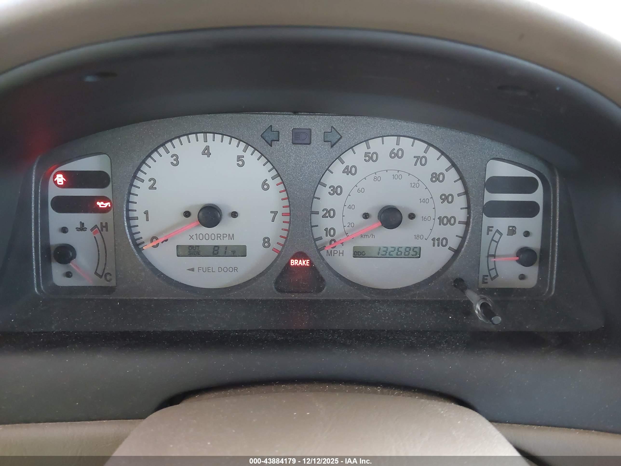 TOYOTA COROLLA image 7