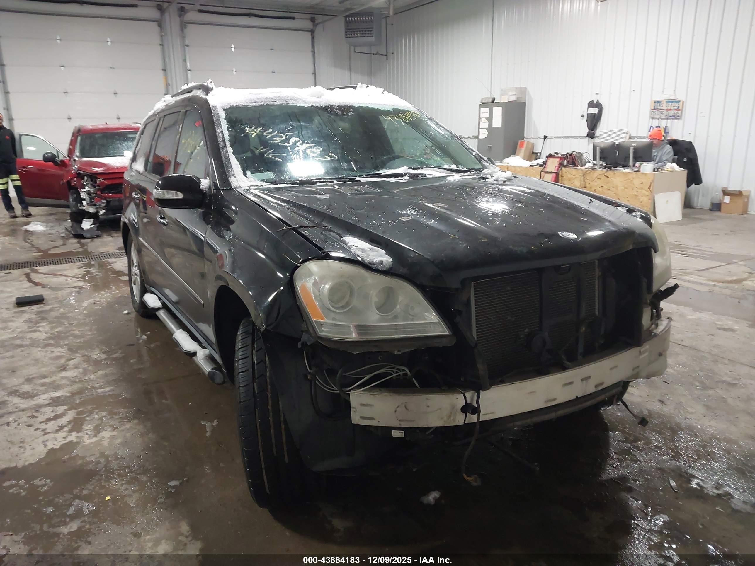 MERCEDES-BENZ GL image 6