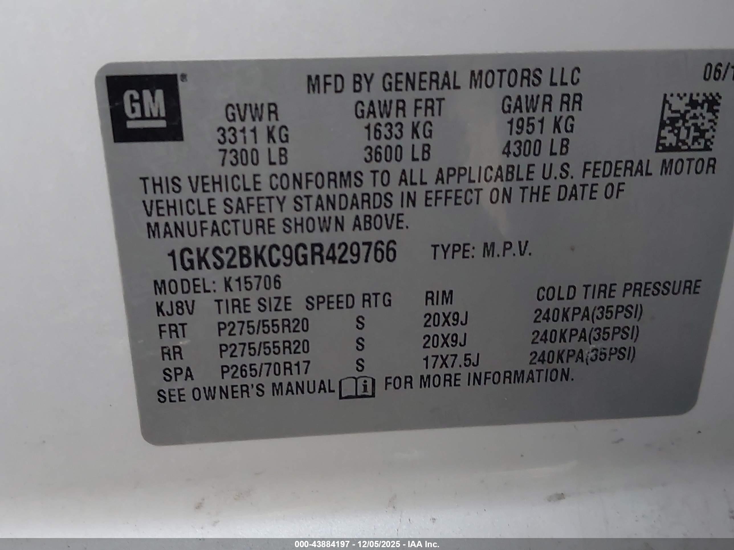 GMC YUKON image 9