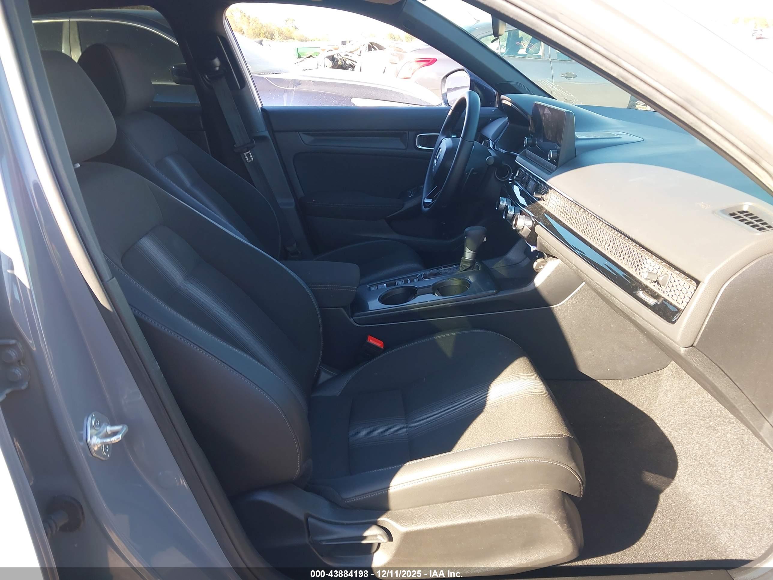 HONDA CIVIC image 5