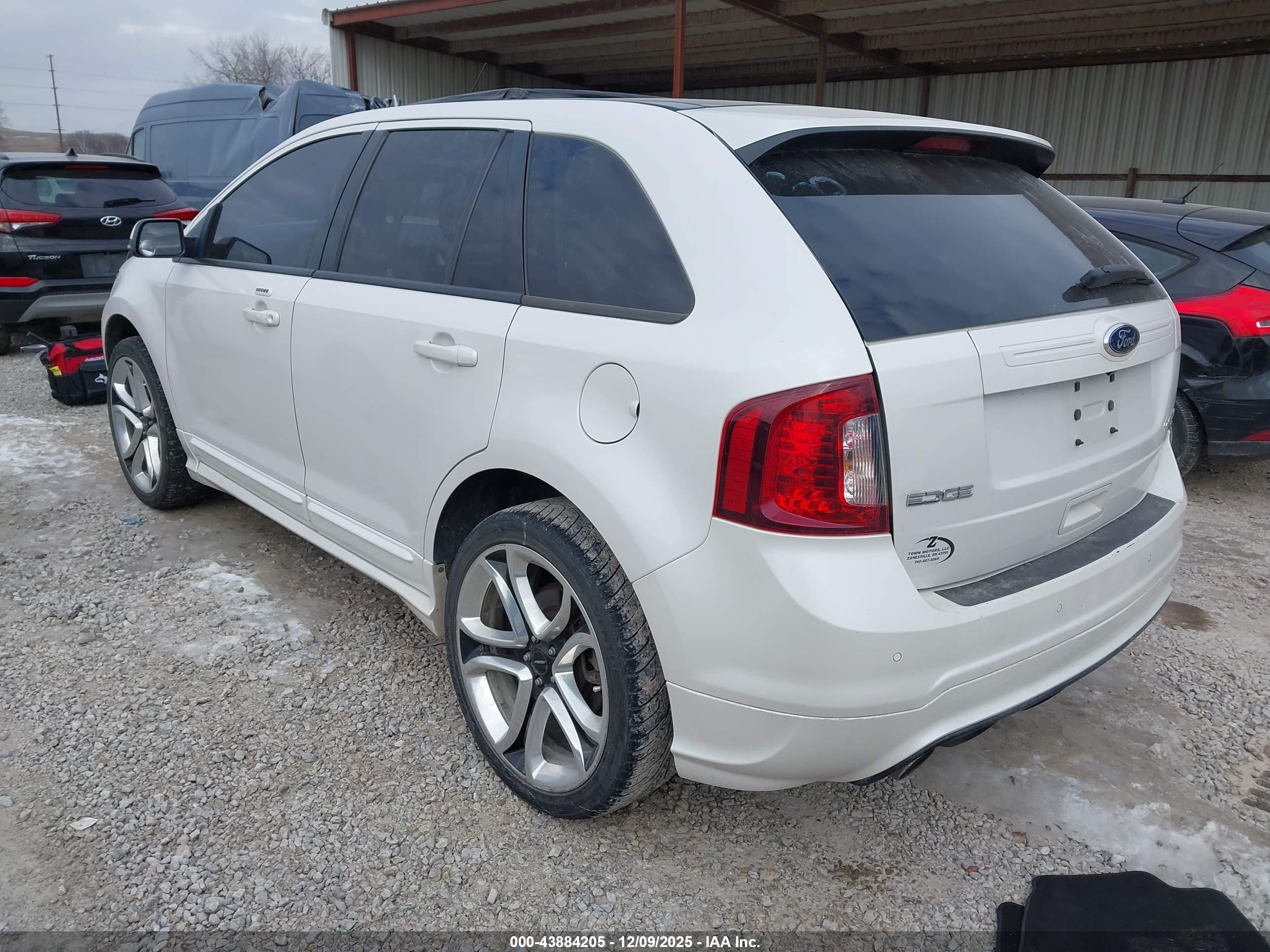 FORD EDGE image 3