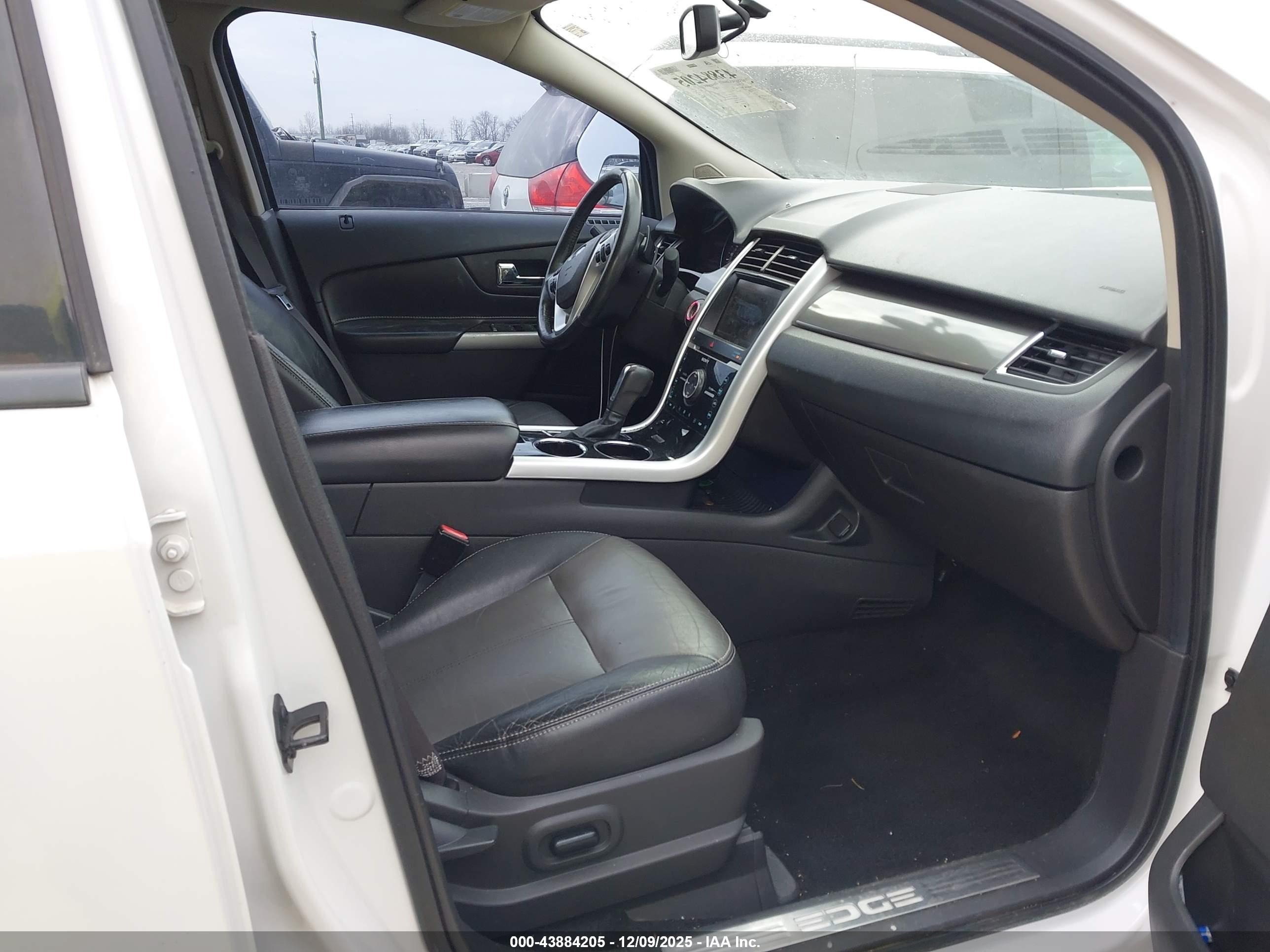 FORD EDGE image 5