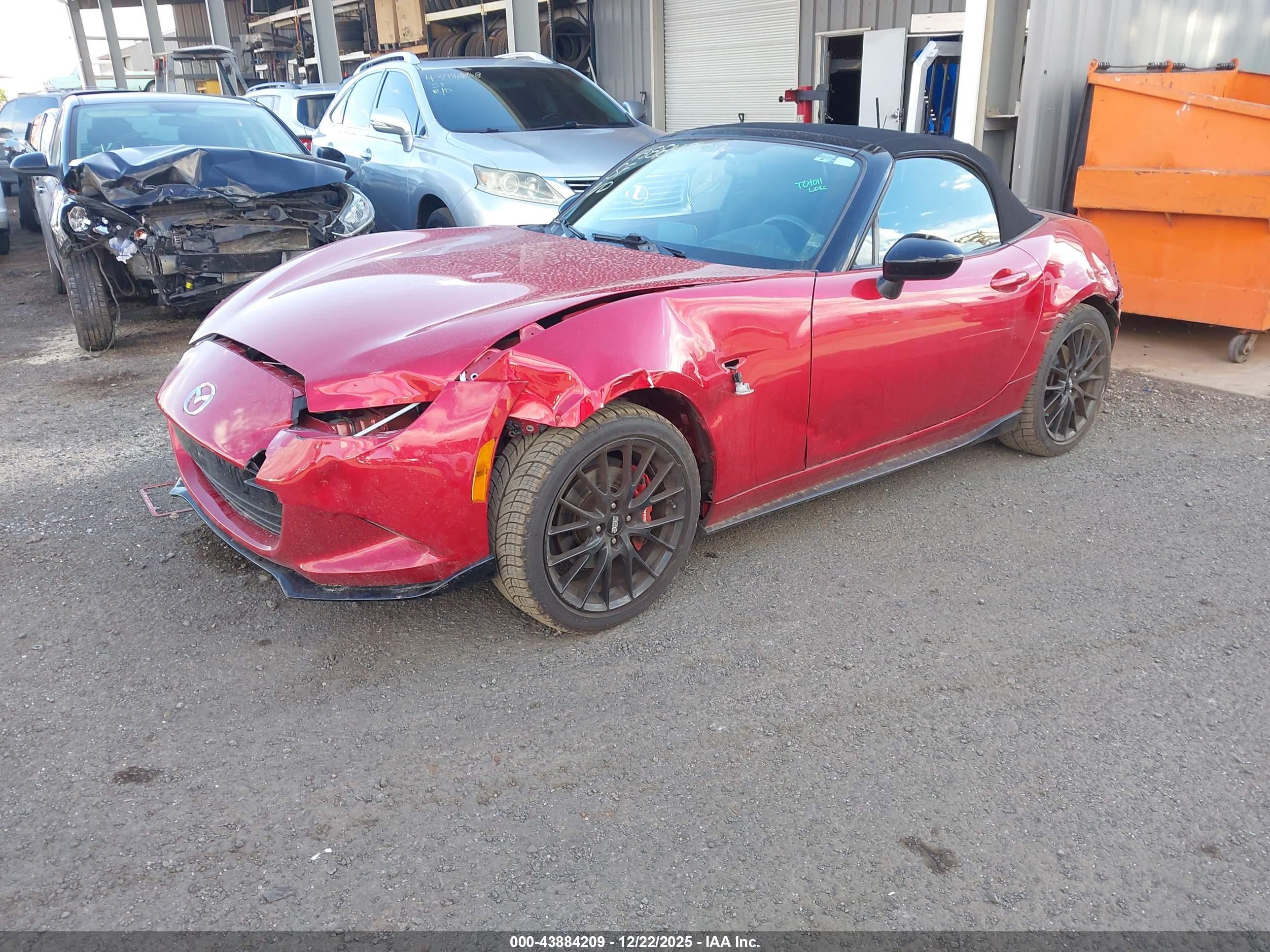 MAZDA MX-5 image 2