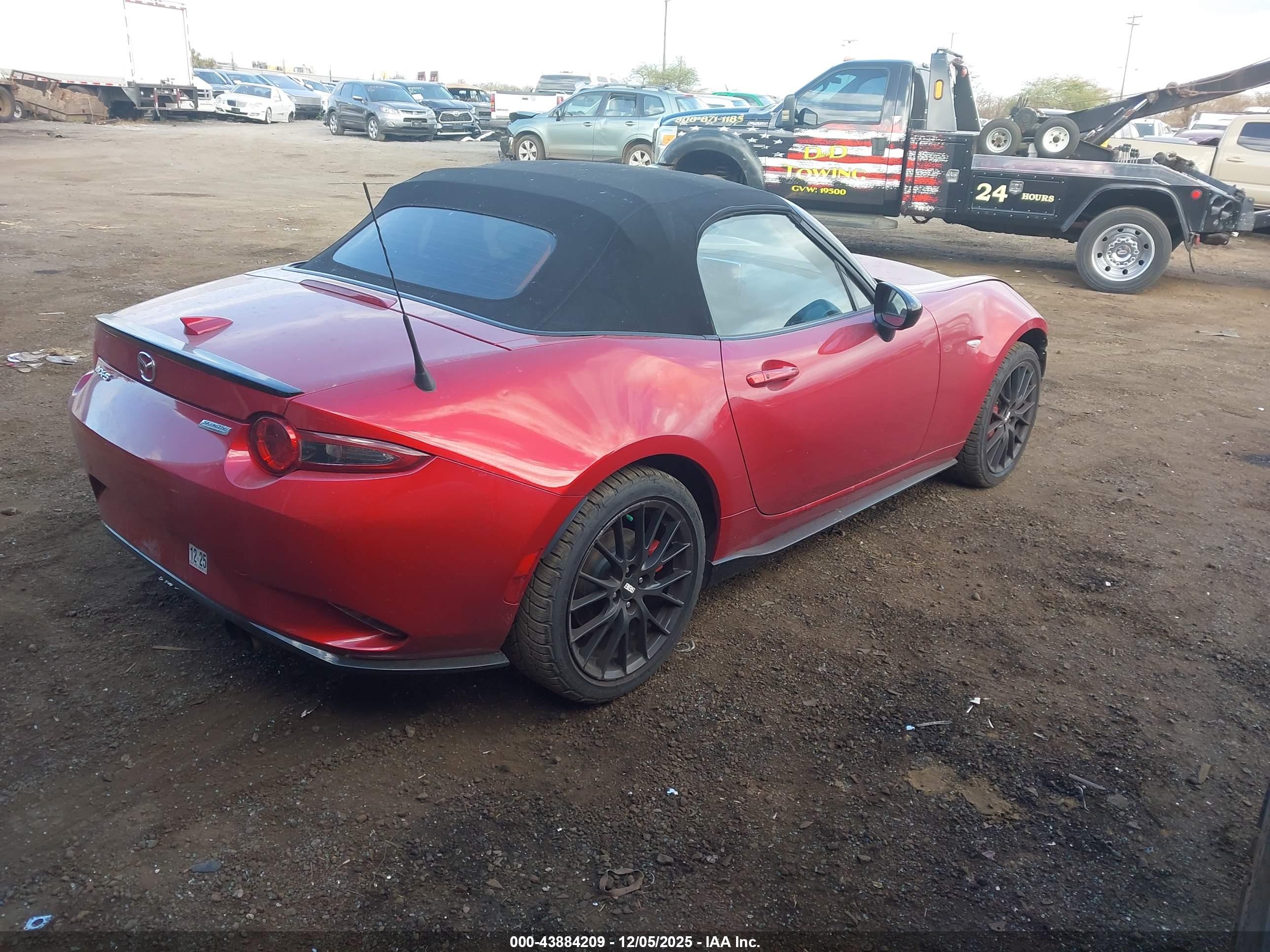 MAZDA MX-5 image 4
