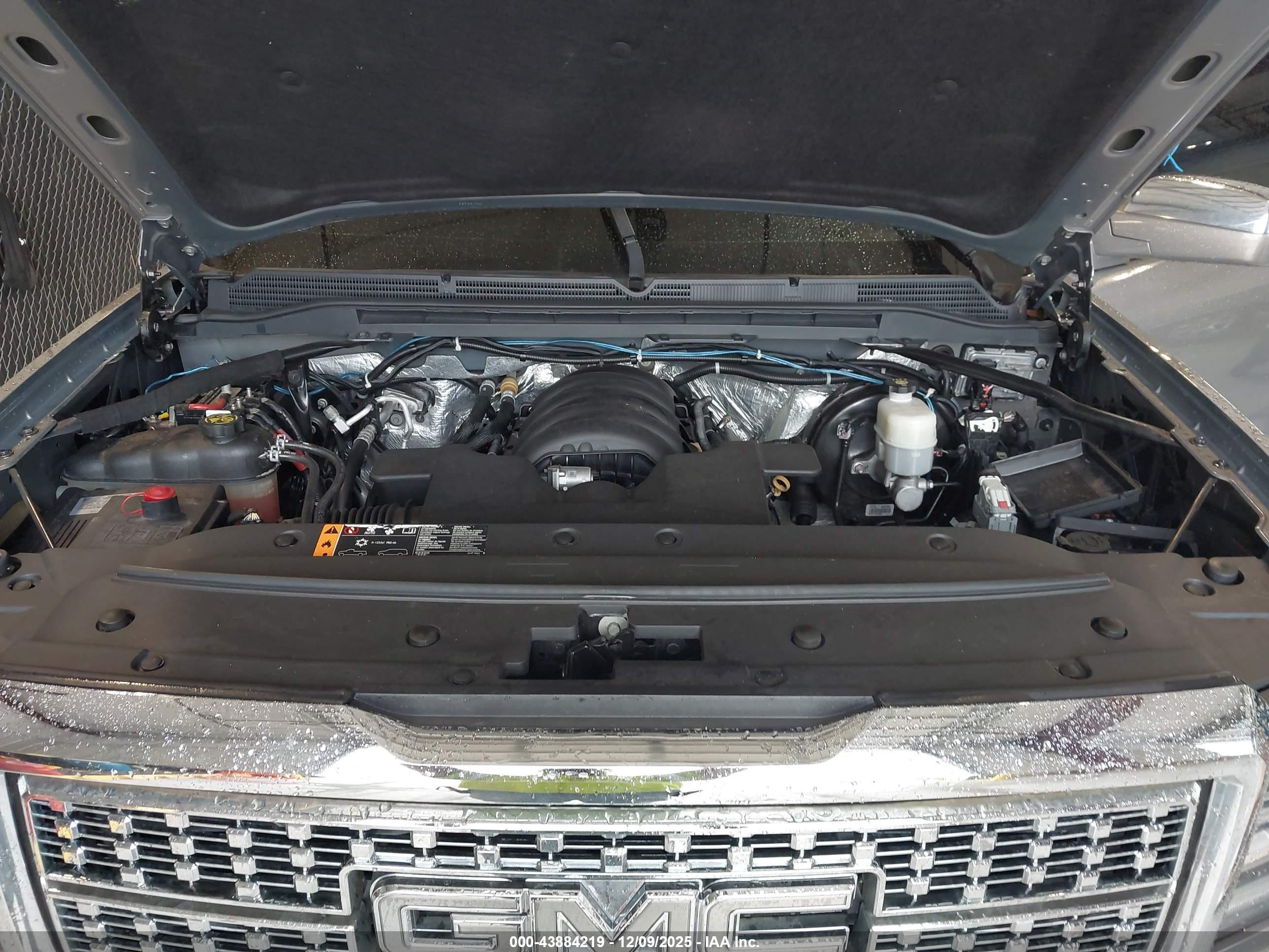 GMC SIERRA image 10