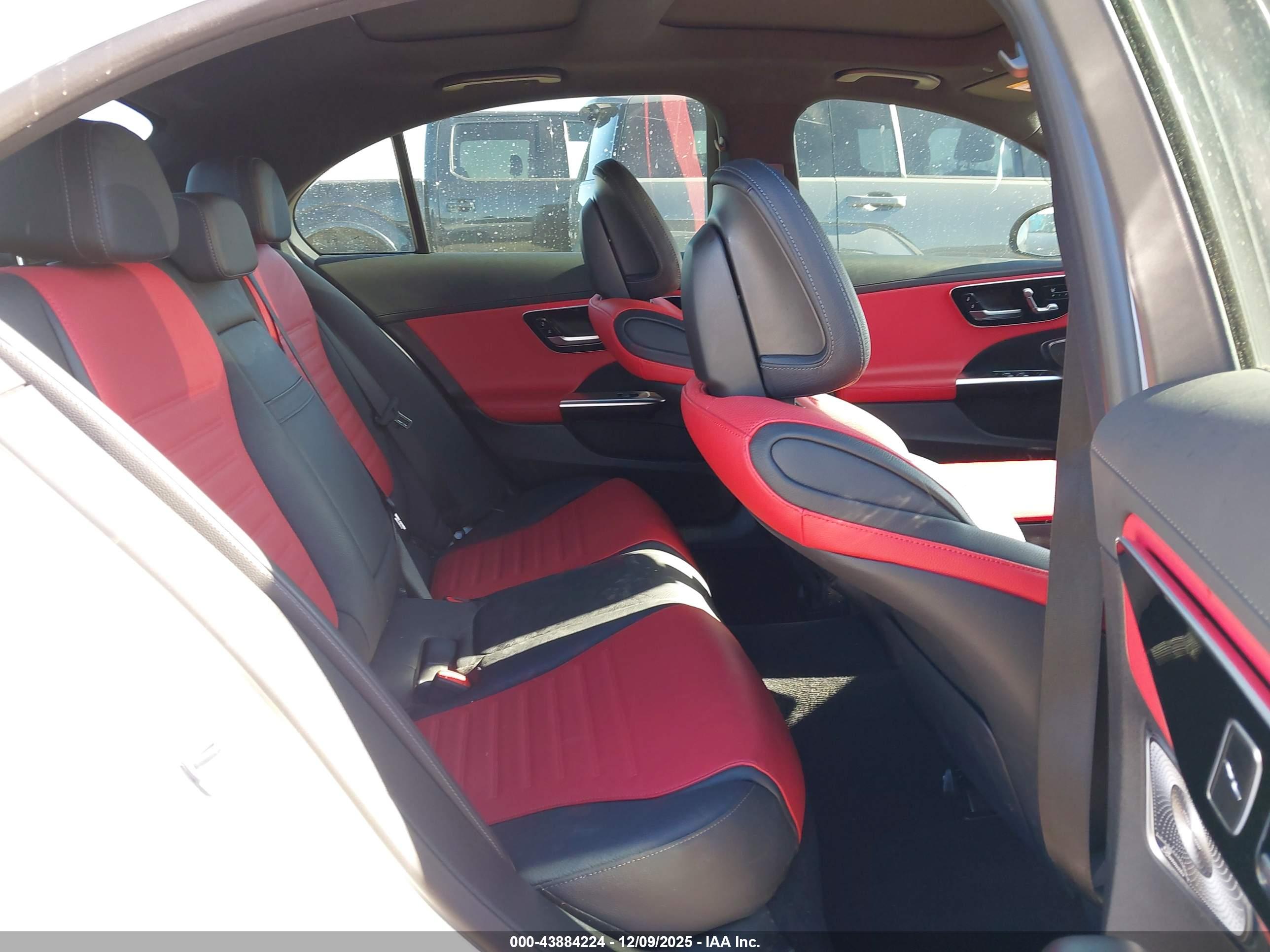 MERCEDES-BENZ C image 8