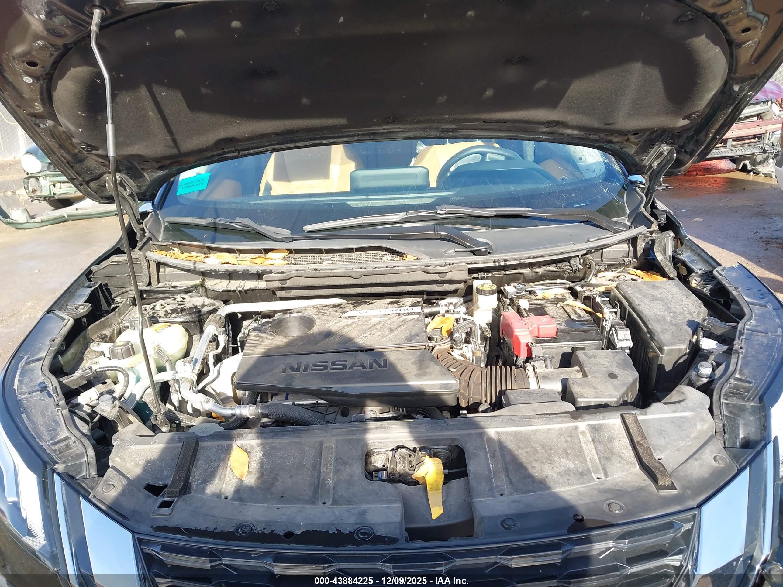 NISSAN ROGUE image 10