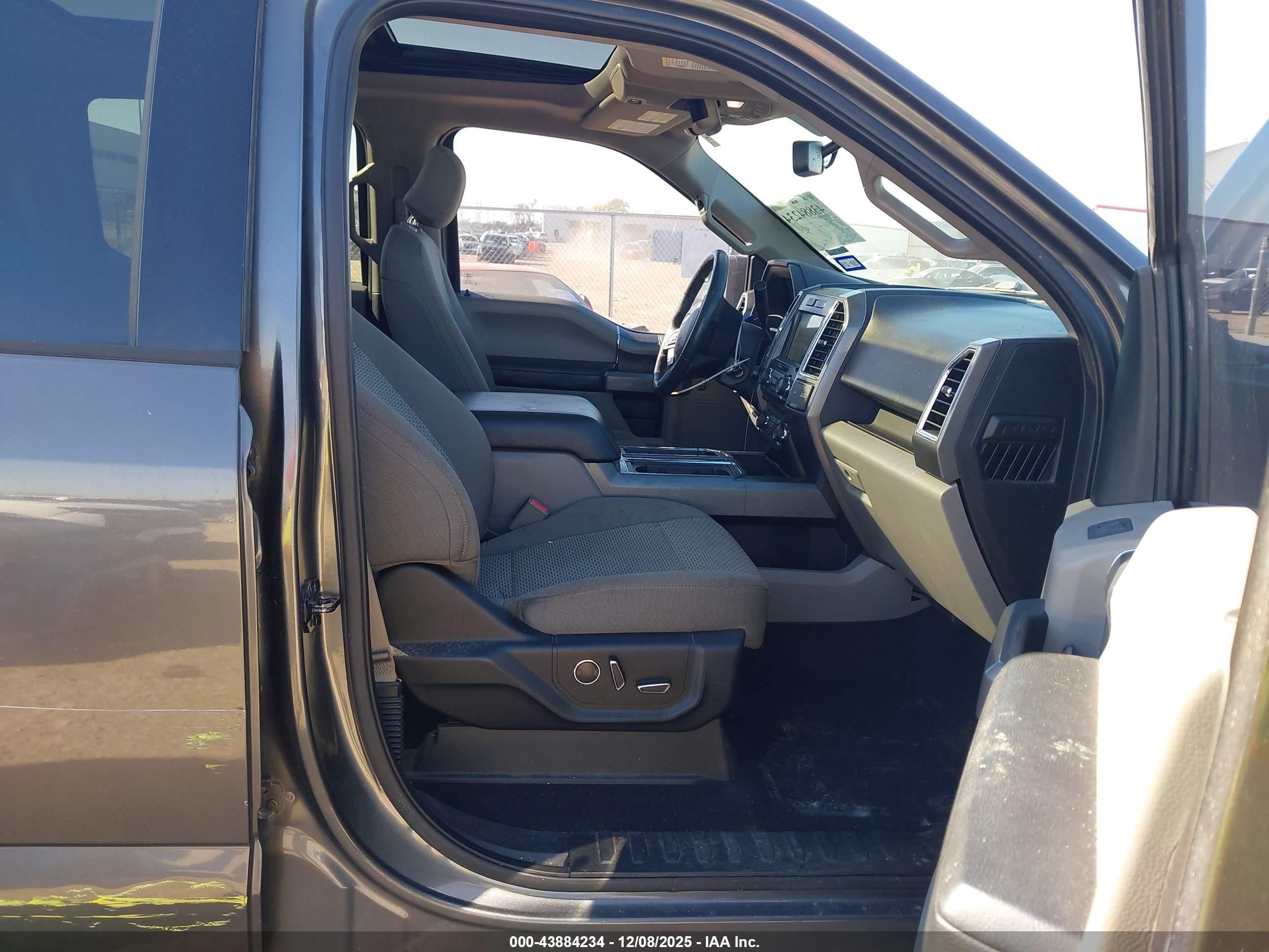 FORD F-150 image 5