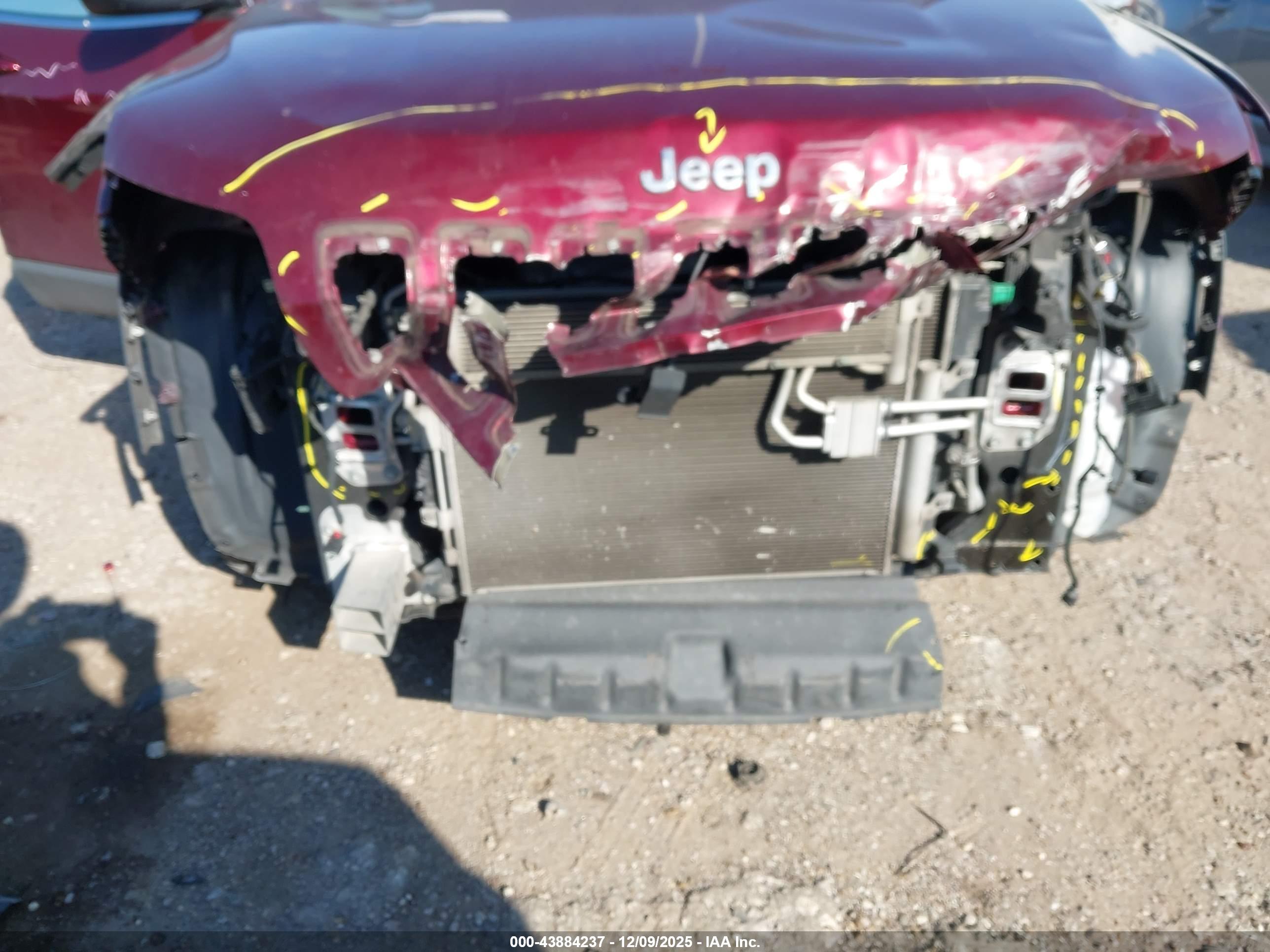 JEEP CHEROKEE image 6
