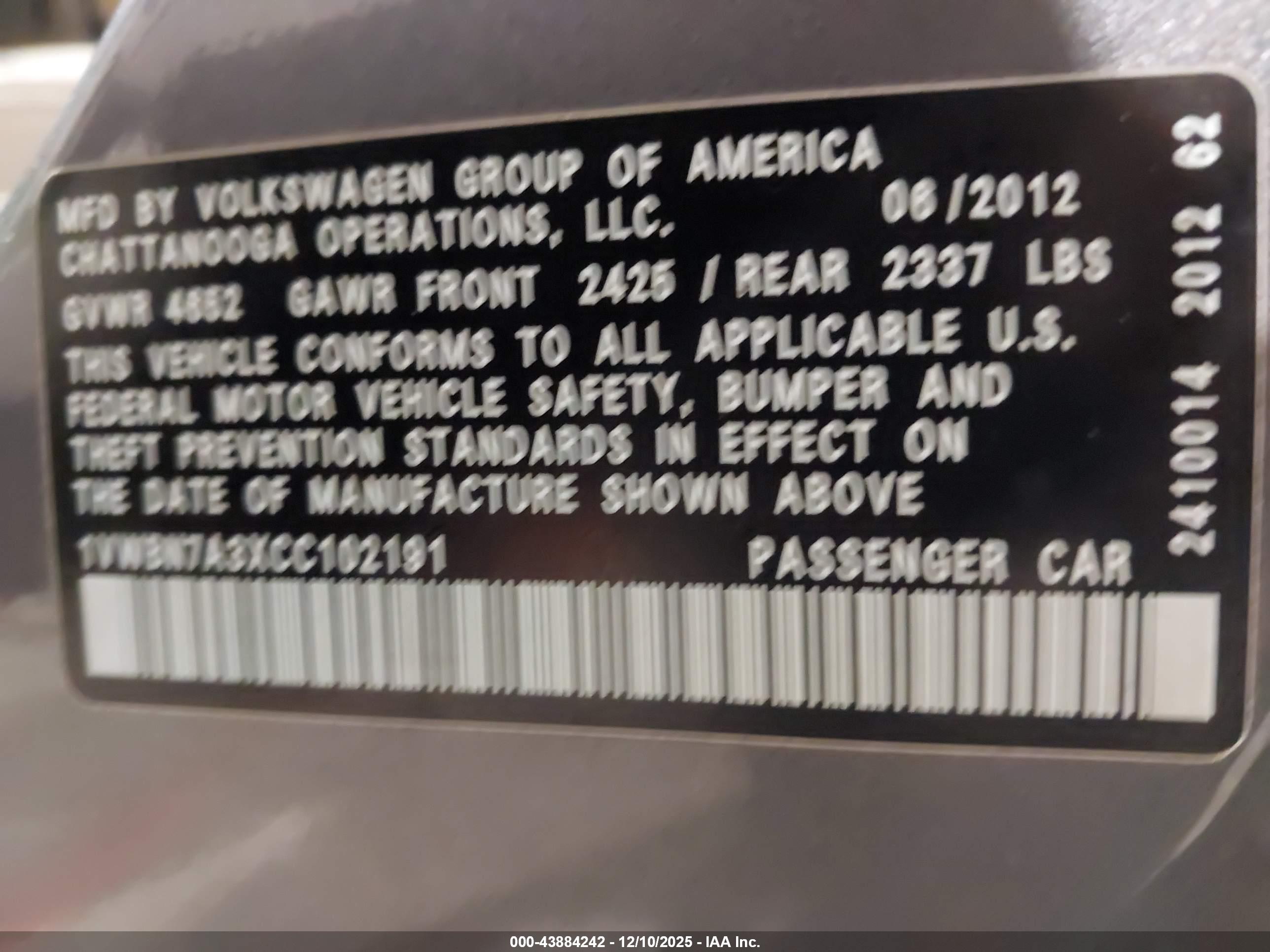 VOLKSWAGEN PASSAT image 9