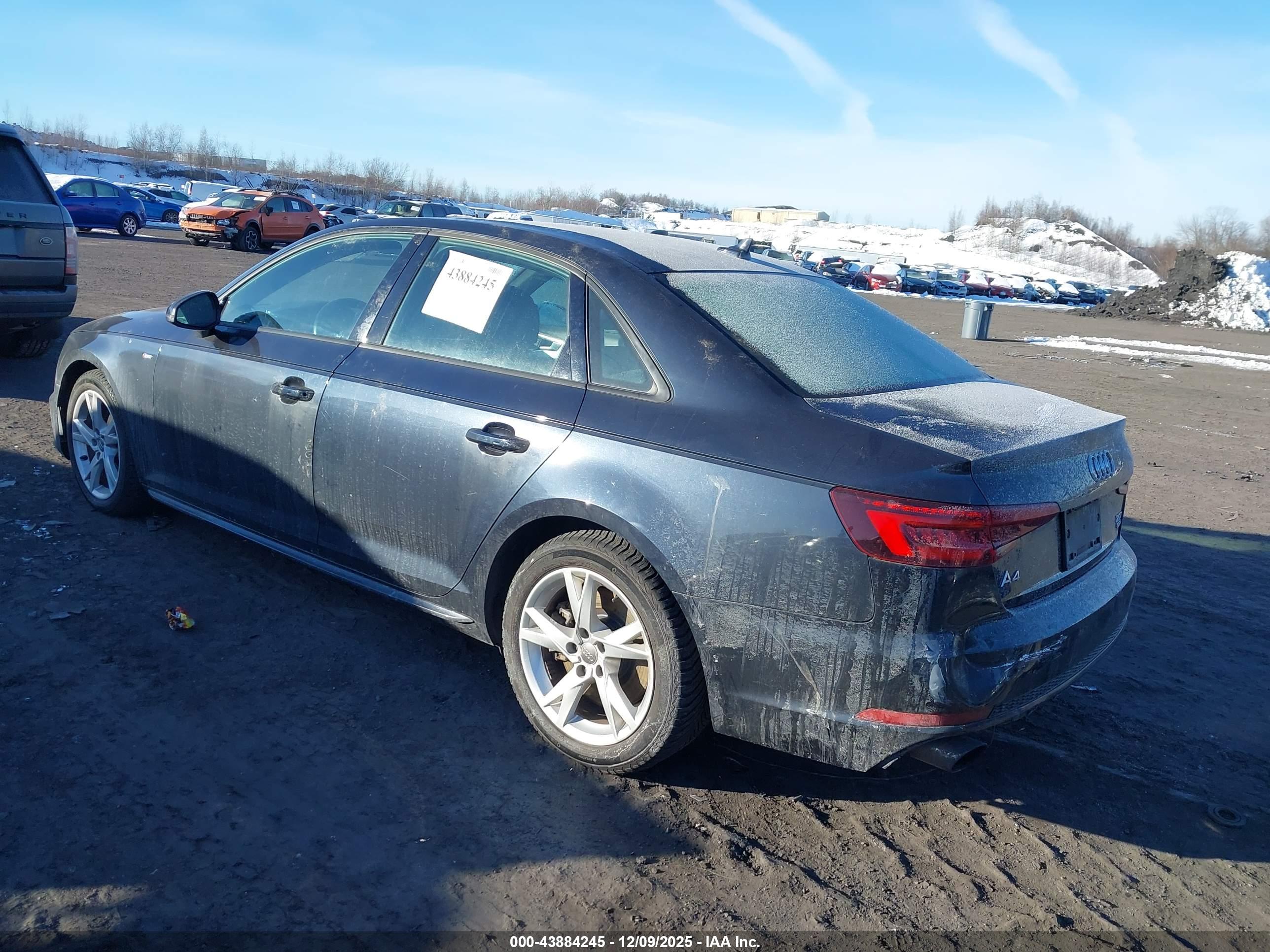 AUDI A4 image 3