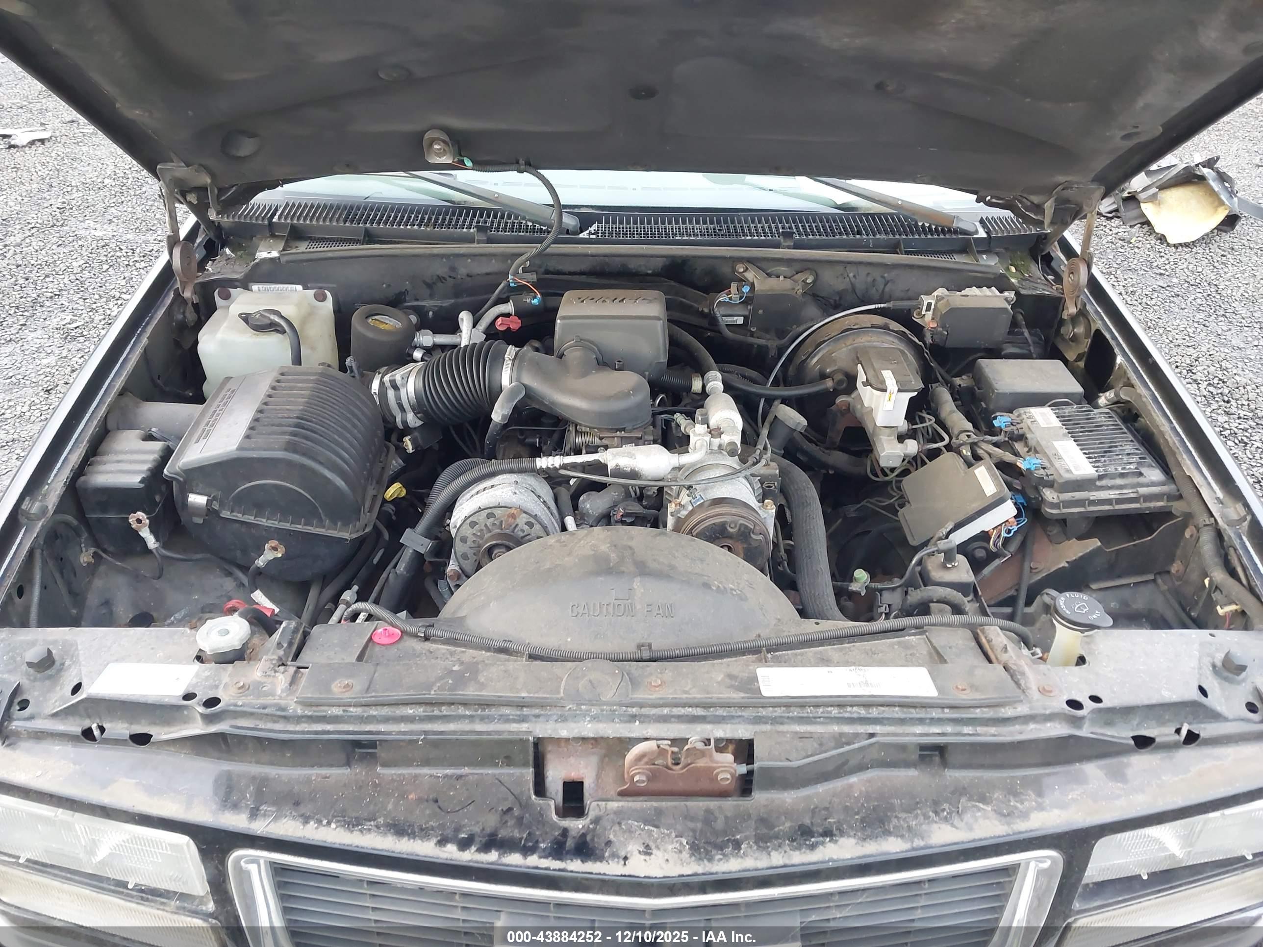 GMC YUKON image 10