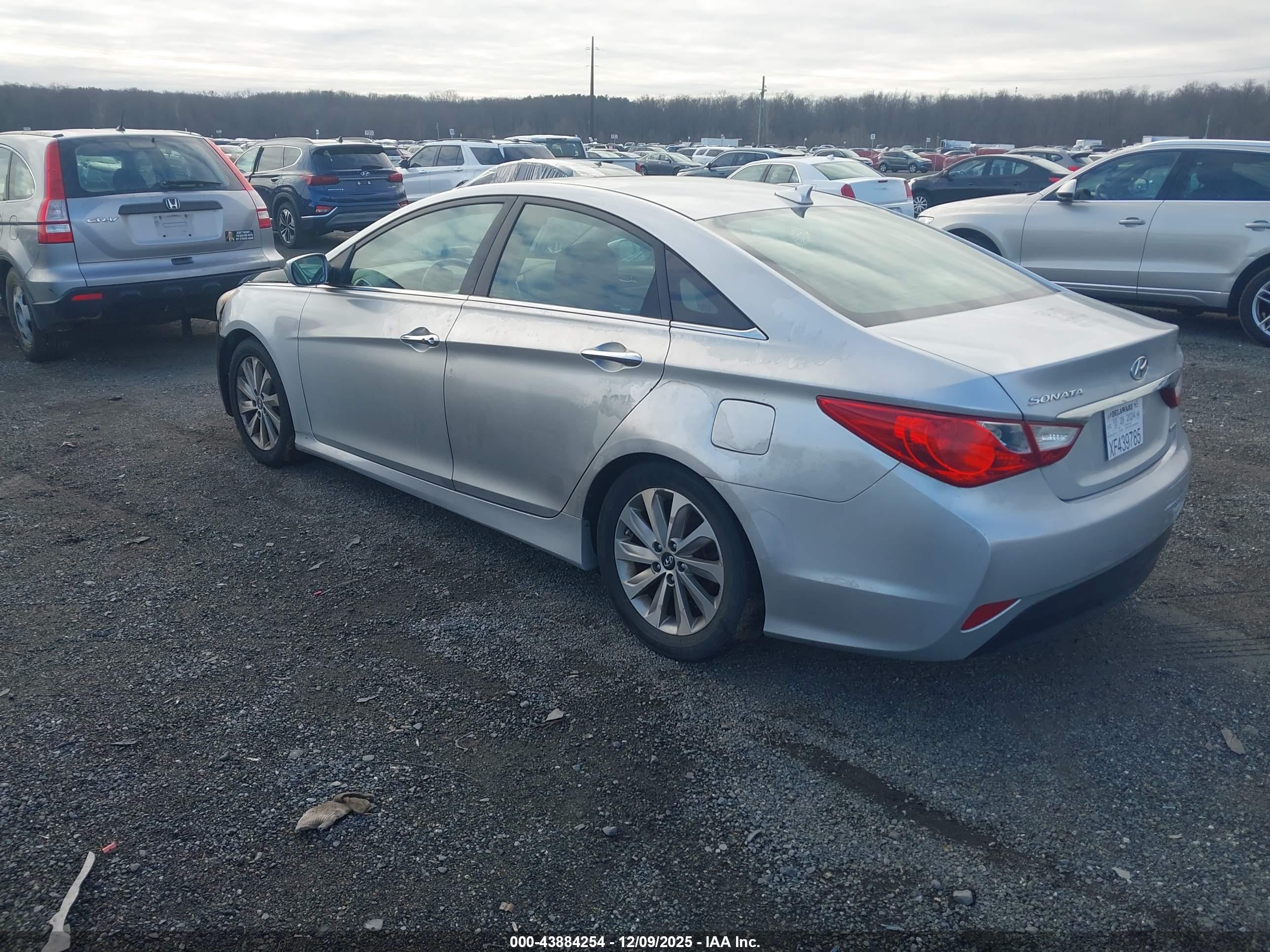 HYUNDAI SONATA image 3