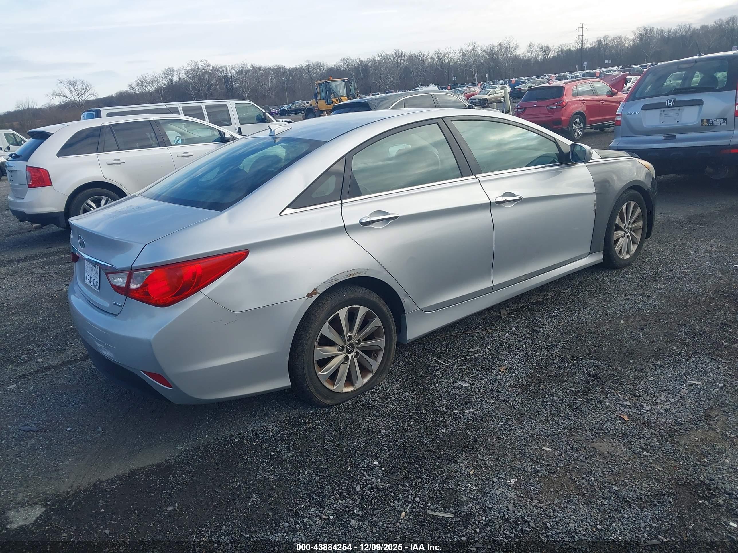 HYUNDAI SONATA image 4