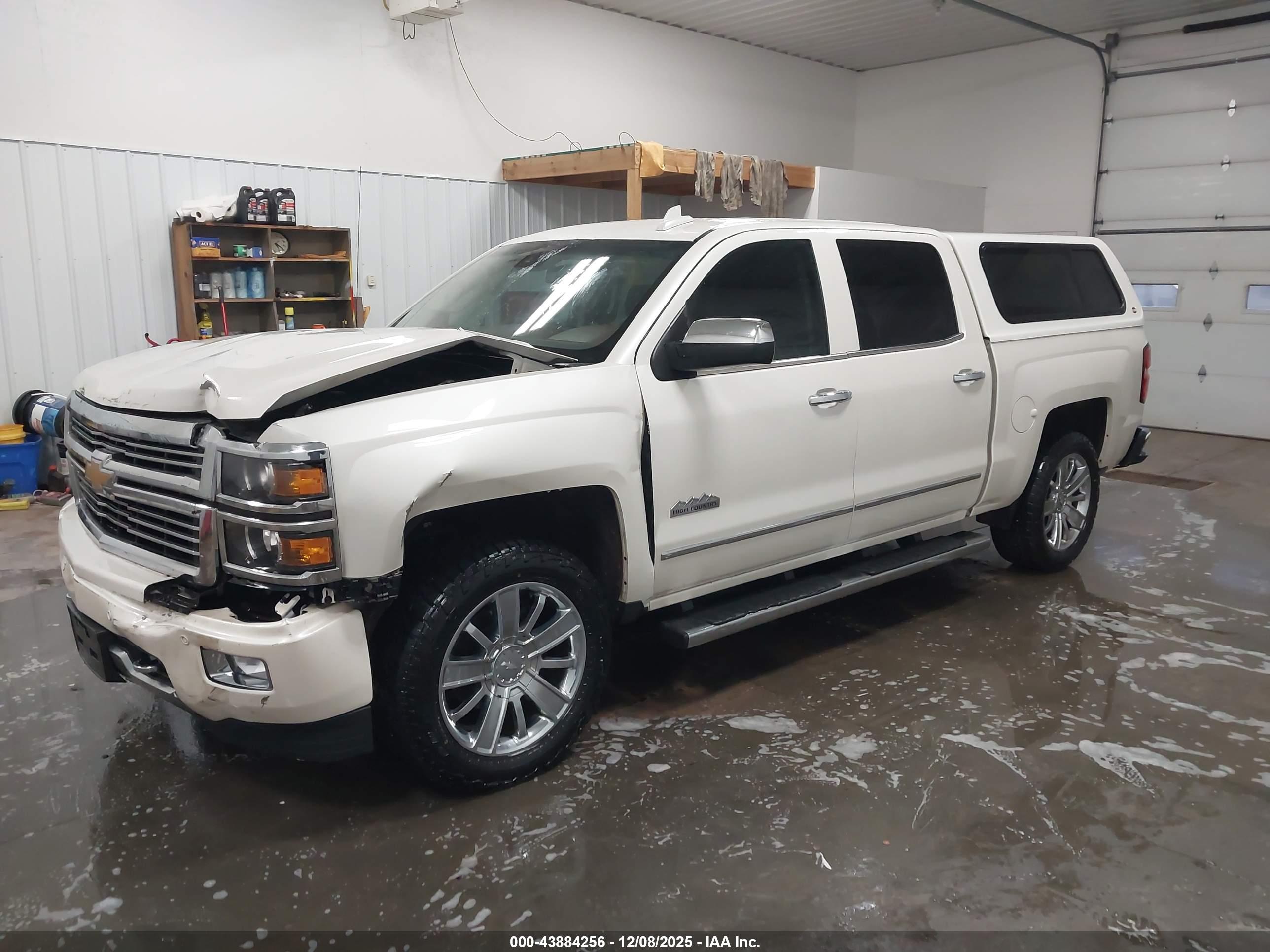 CHEVROLET SILVERADO image 2