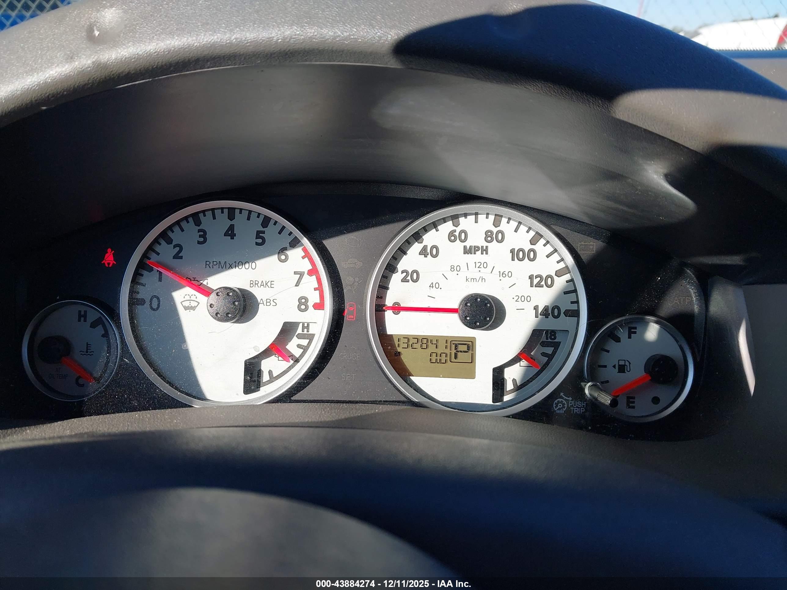 NISSAN FRONTIER image 7
