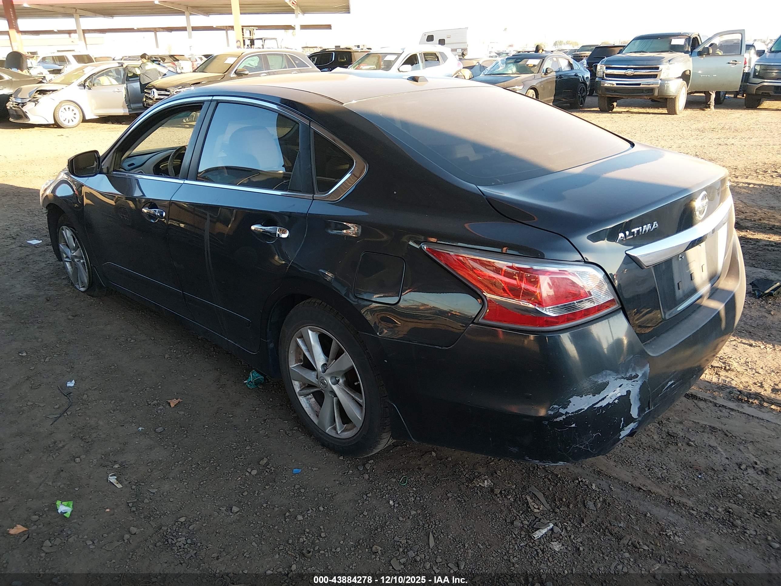 NISSAN ALTIMA image 3