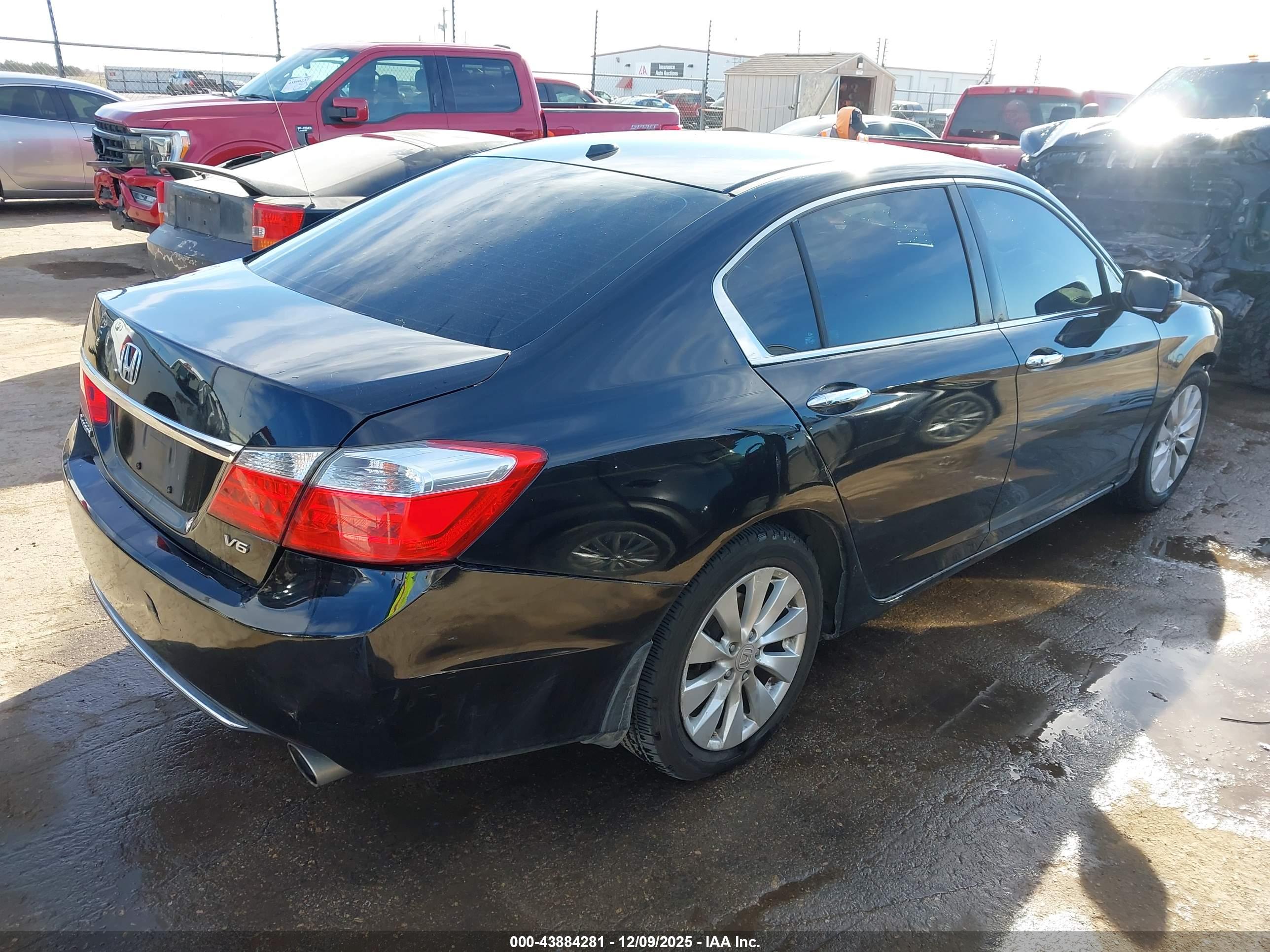 HONDA ACCORD image 4