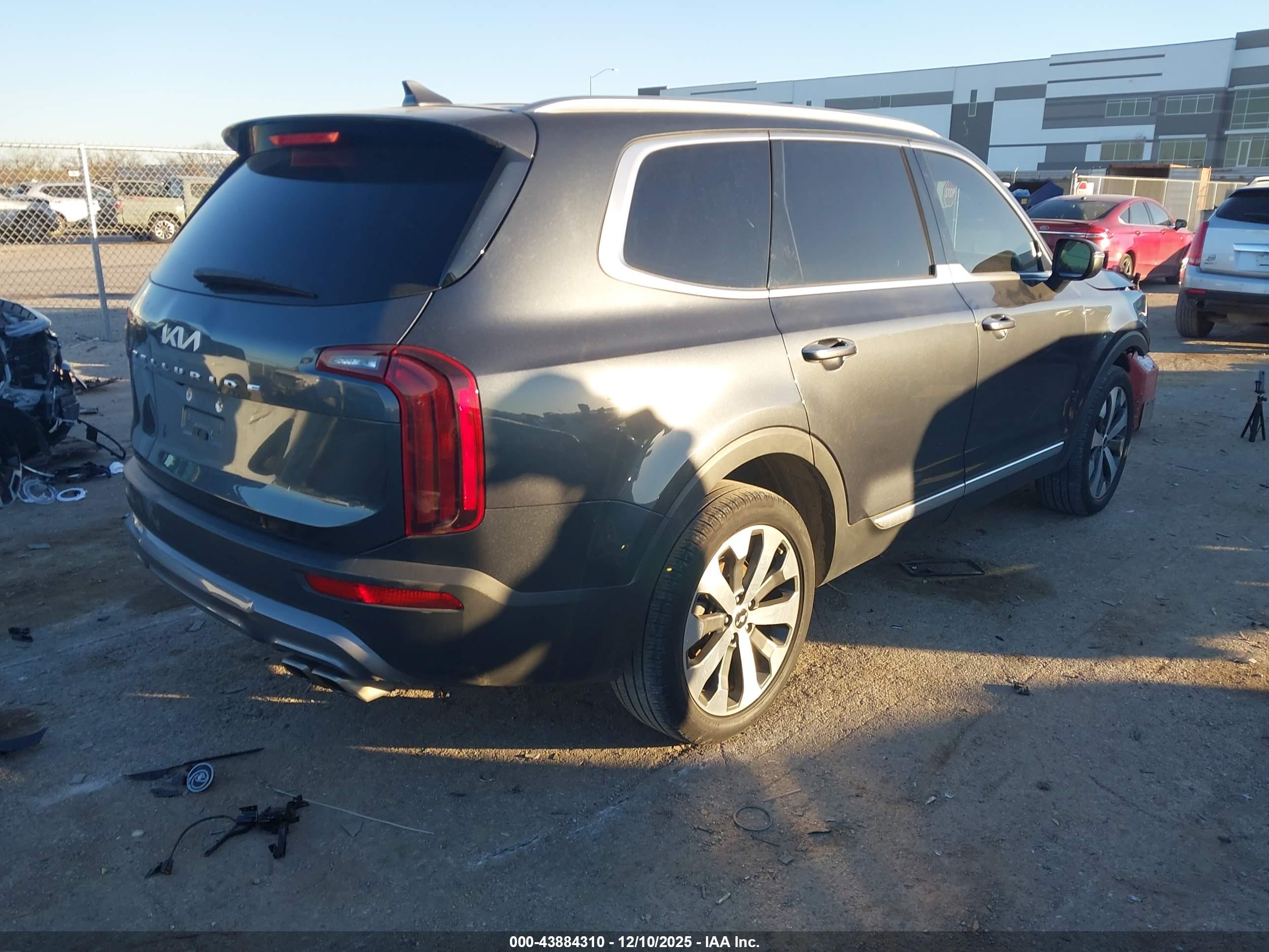 KIA TELLURIDE image 4