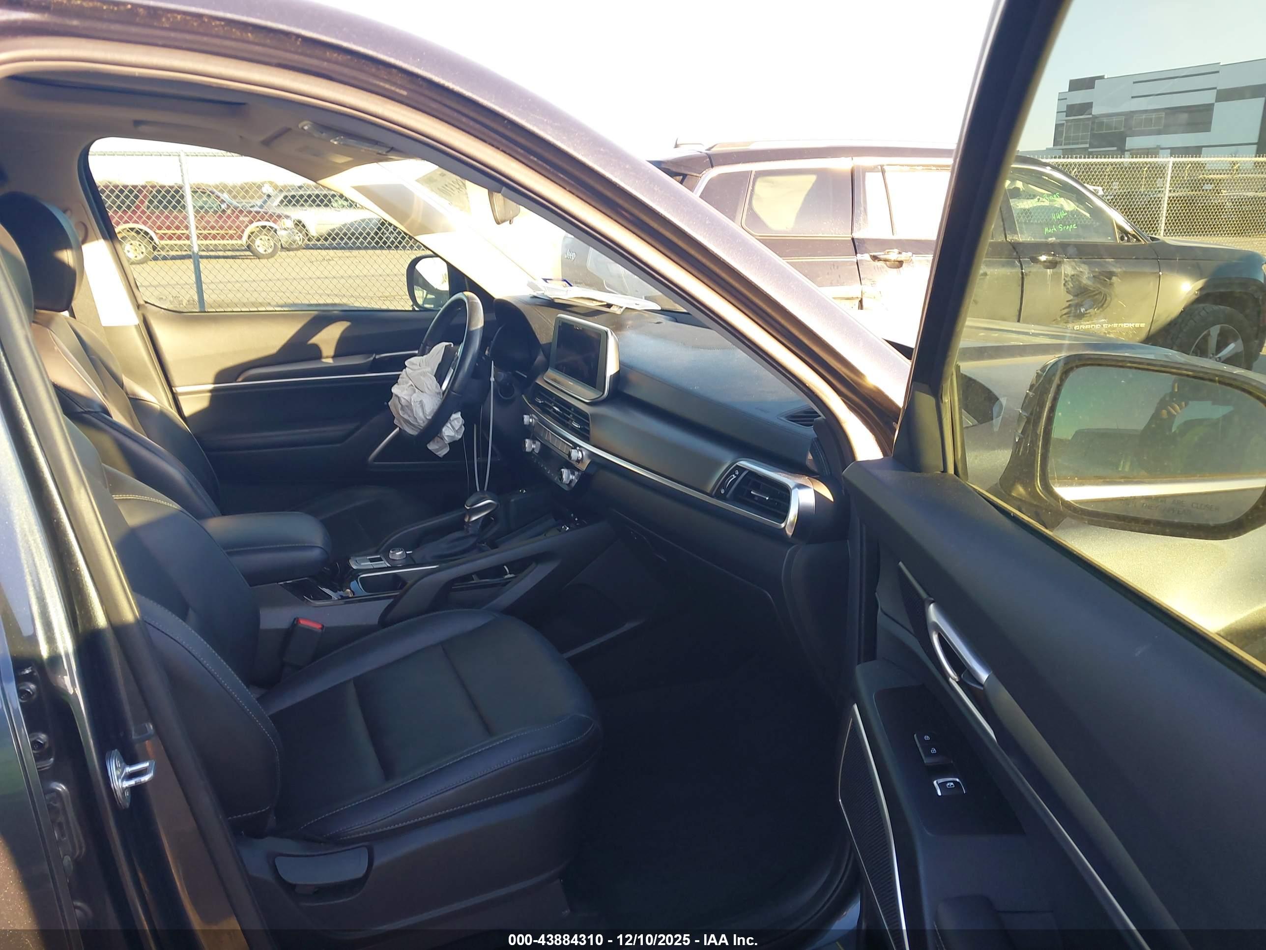 KIA TELLURIDE image 5
